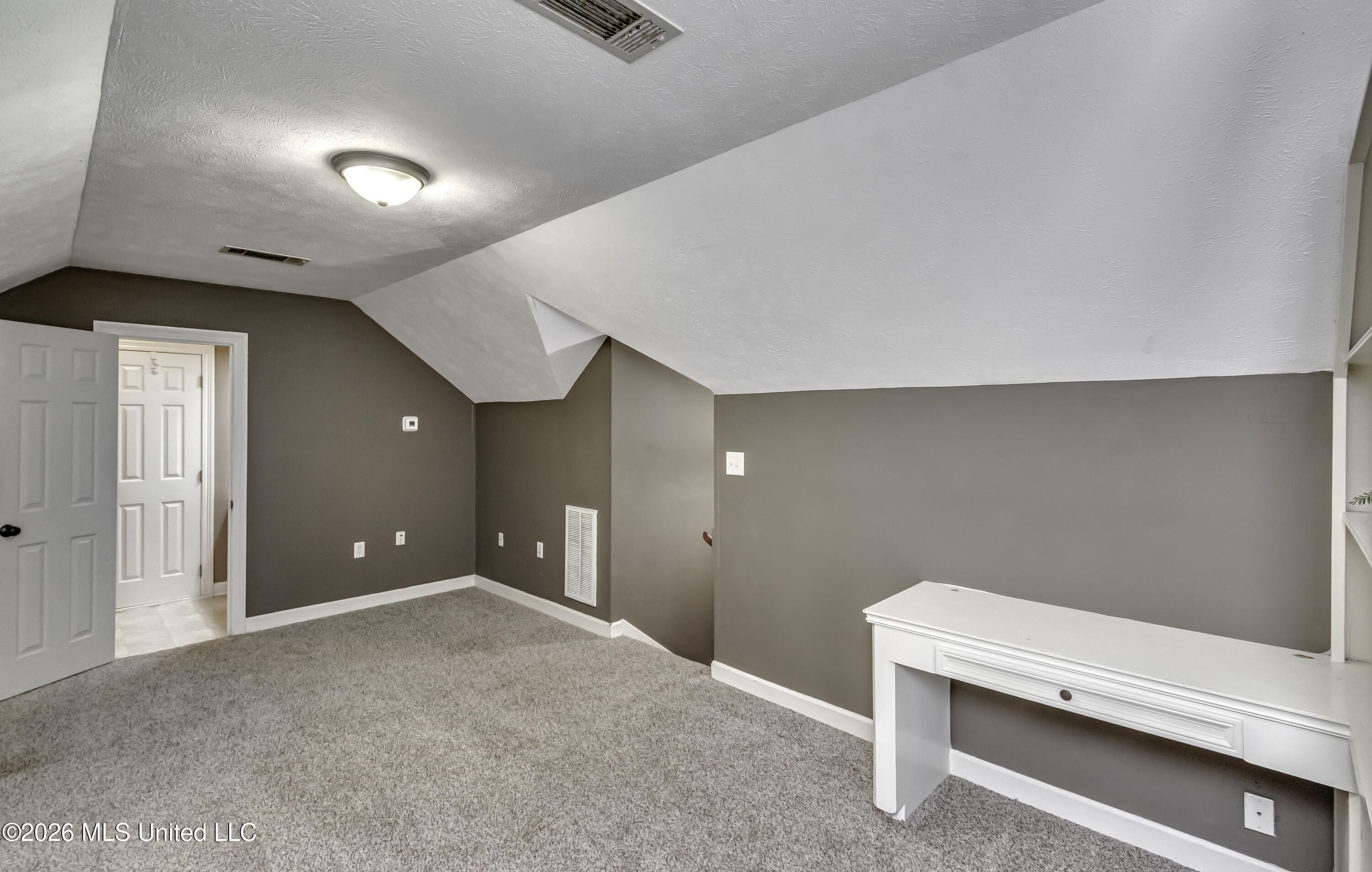 312 Pinewood Lane Property Photo 41