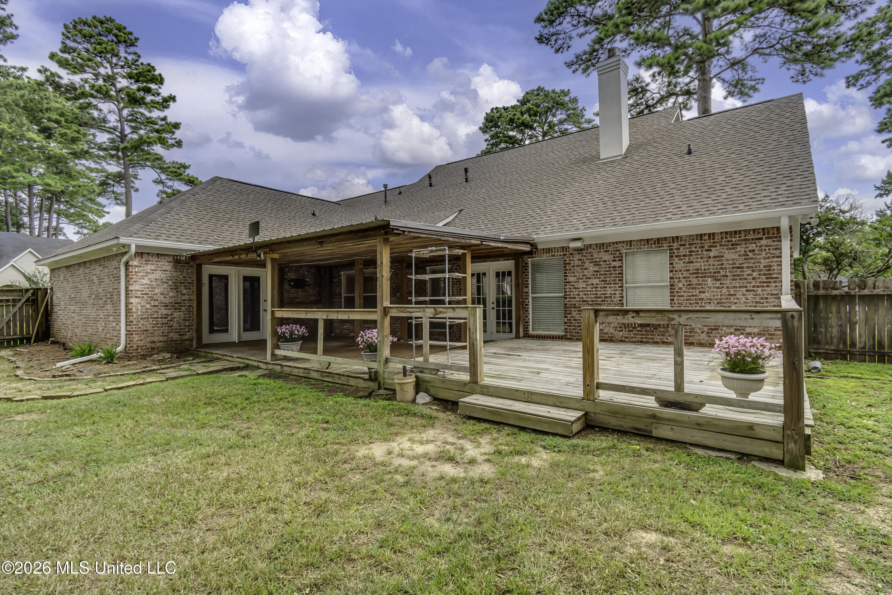 312 Pinewood Lane Property Photo 43