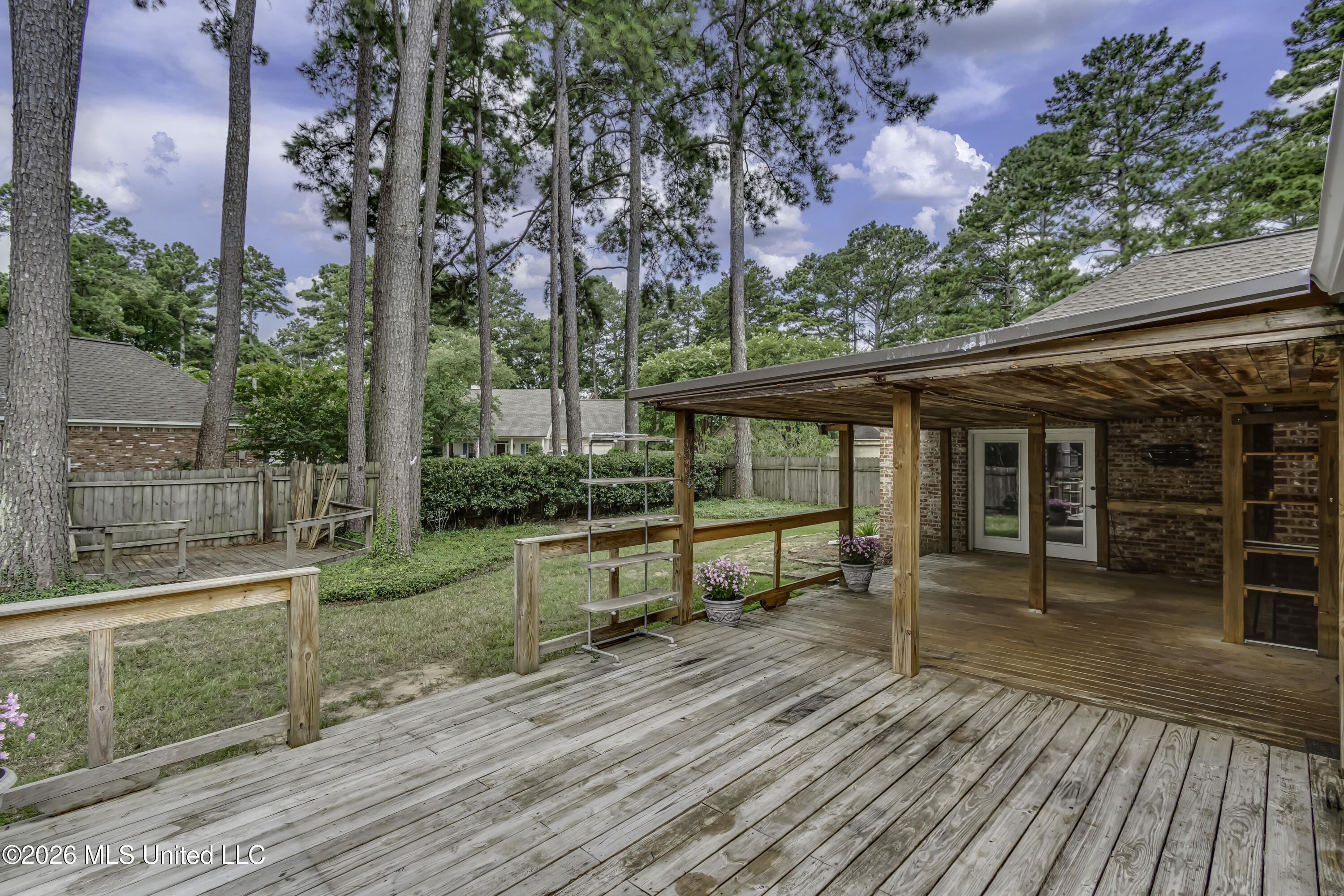 312 Pinewood Lane Property Photo 46