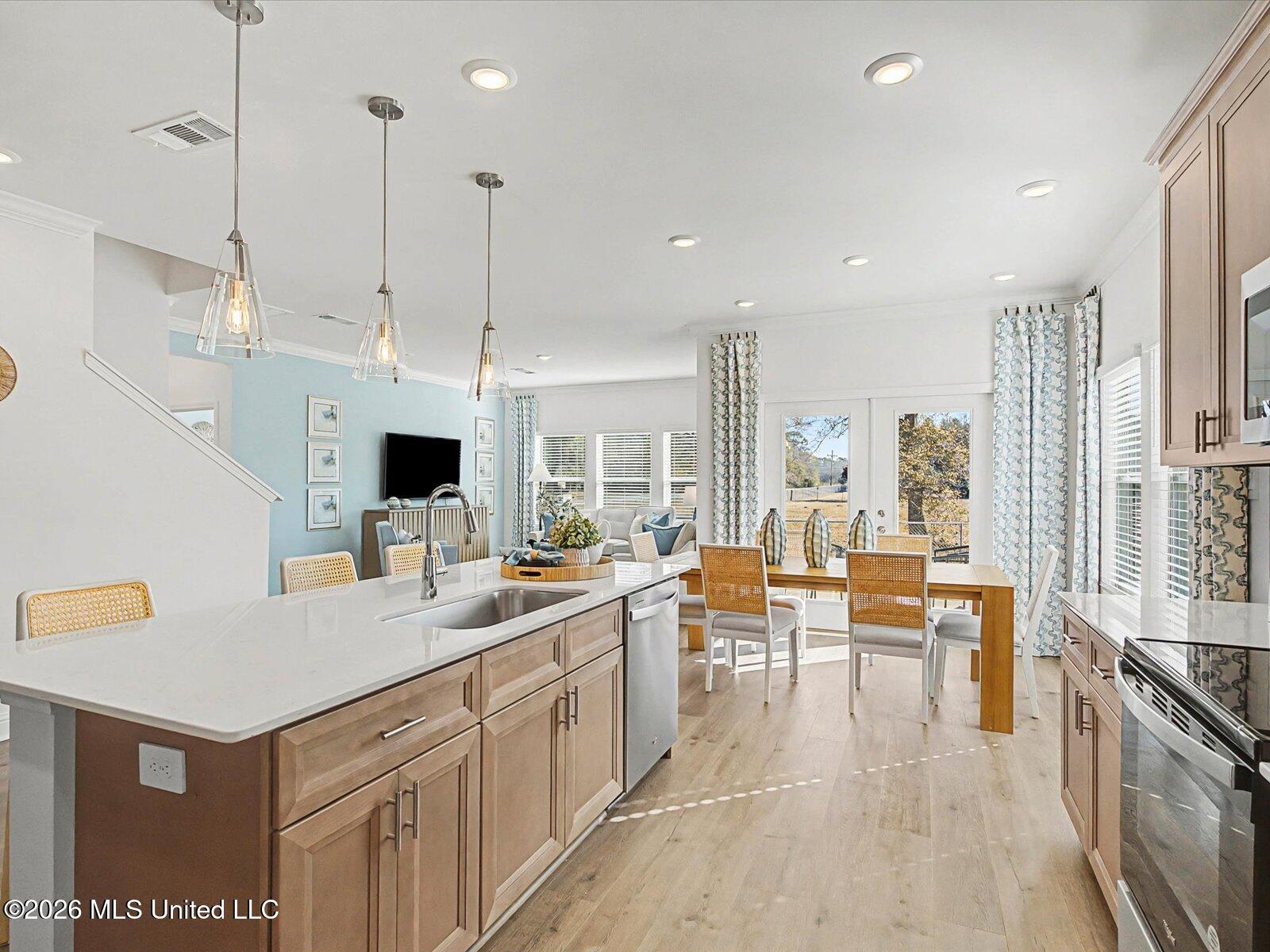 7995 Buttonbush Road Property Photo 4