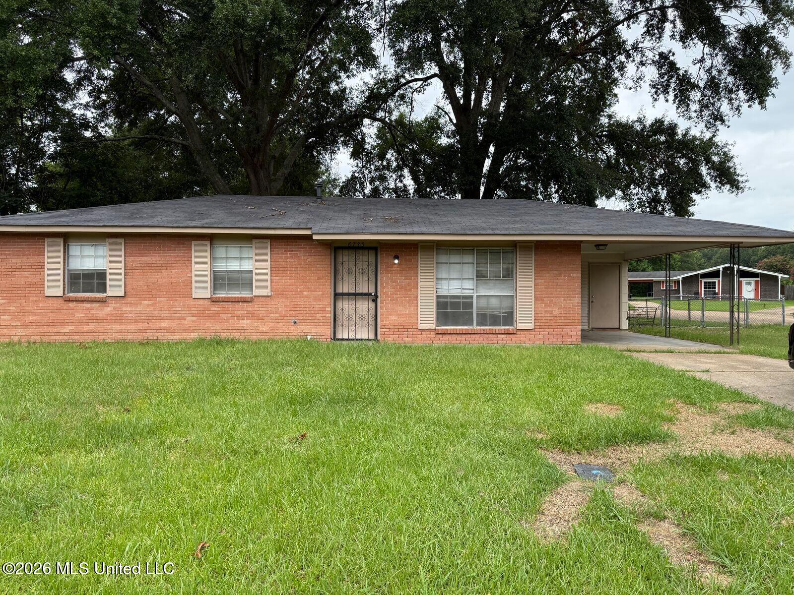 6735 Harry S Truman Drive Property Photo 1