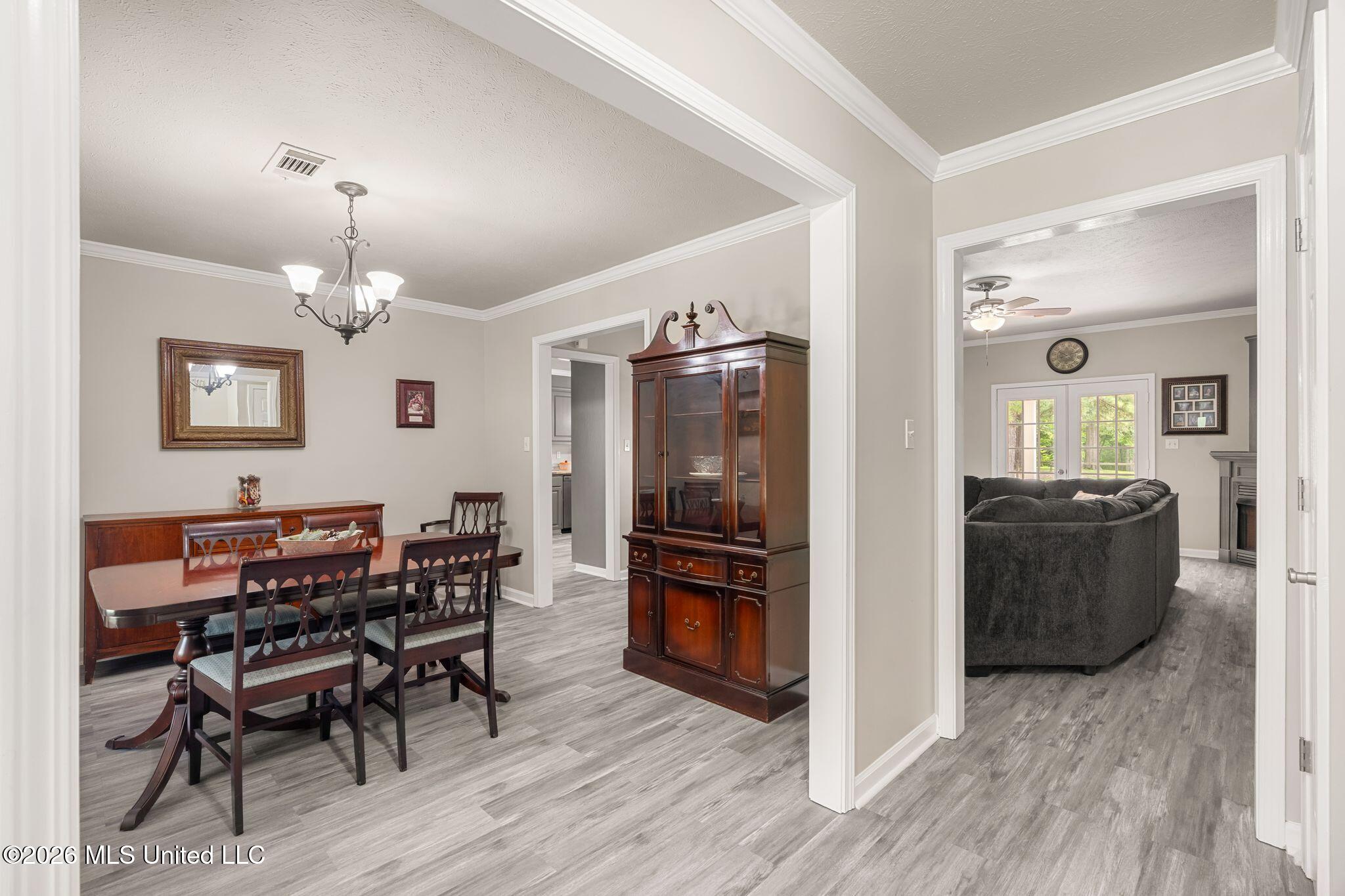 768 Lake Boulevard Property Photo 5