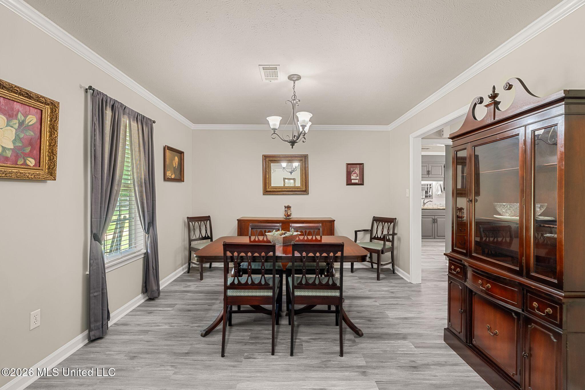 768 Lake Boulevard Property Photo 6