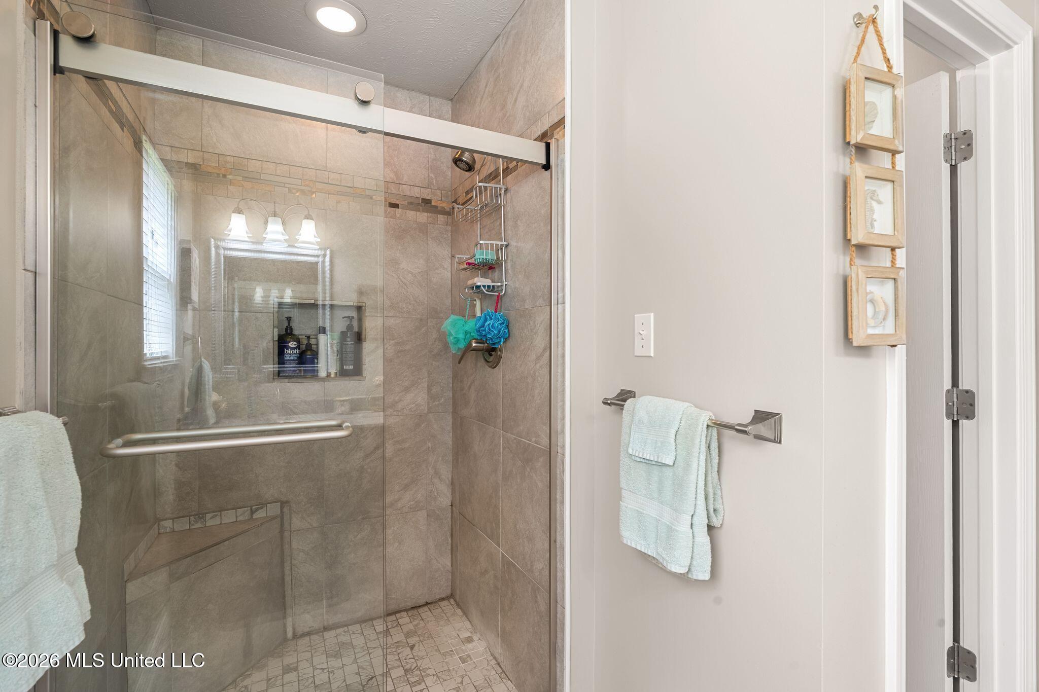 768 Lake Boulevard Property Photo 32