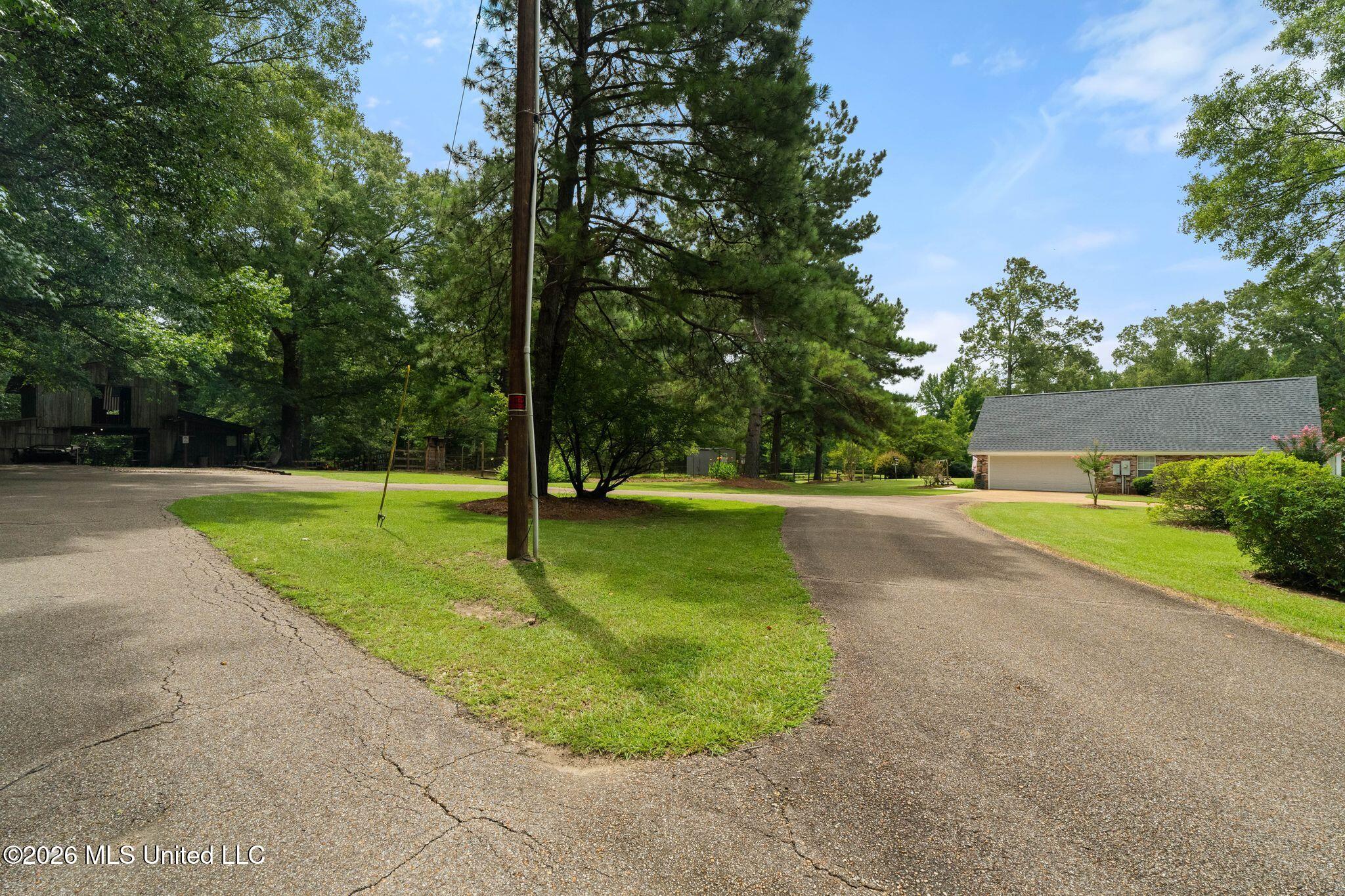 768 Lake Boulevard Property Photo 43