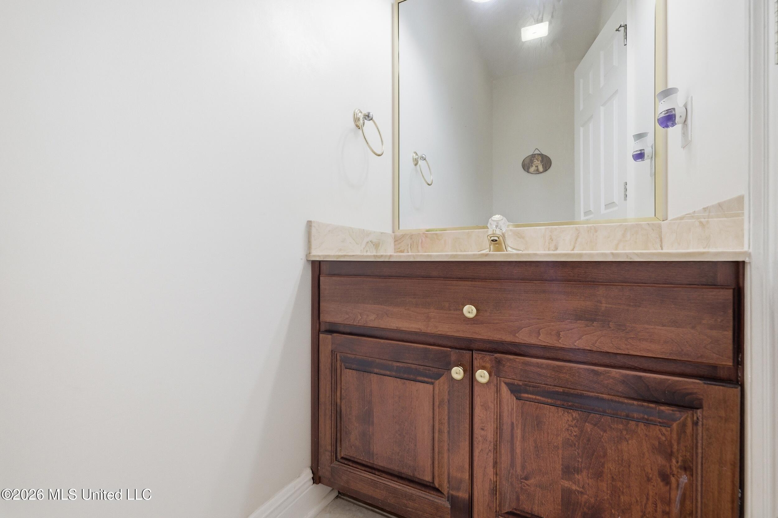 3516 S River Ridge Drive Property Photo 48