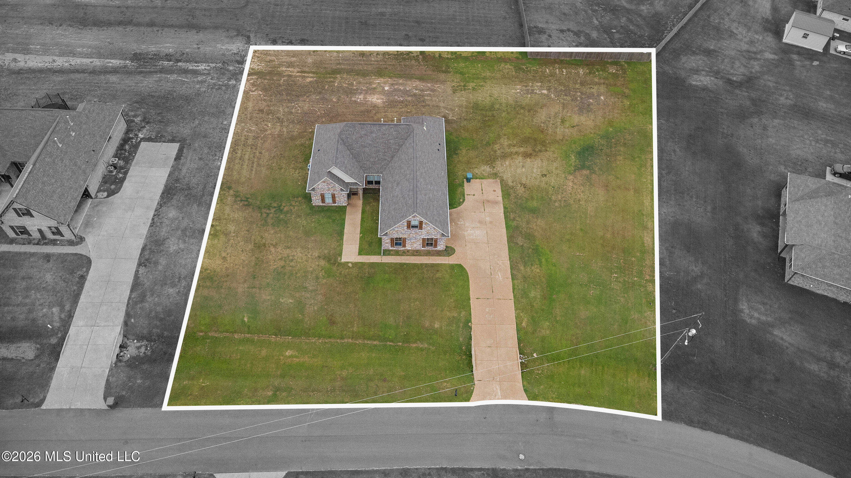 103 Cross Creek Drive Property Photo 23