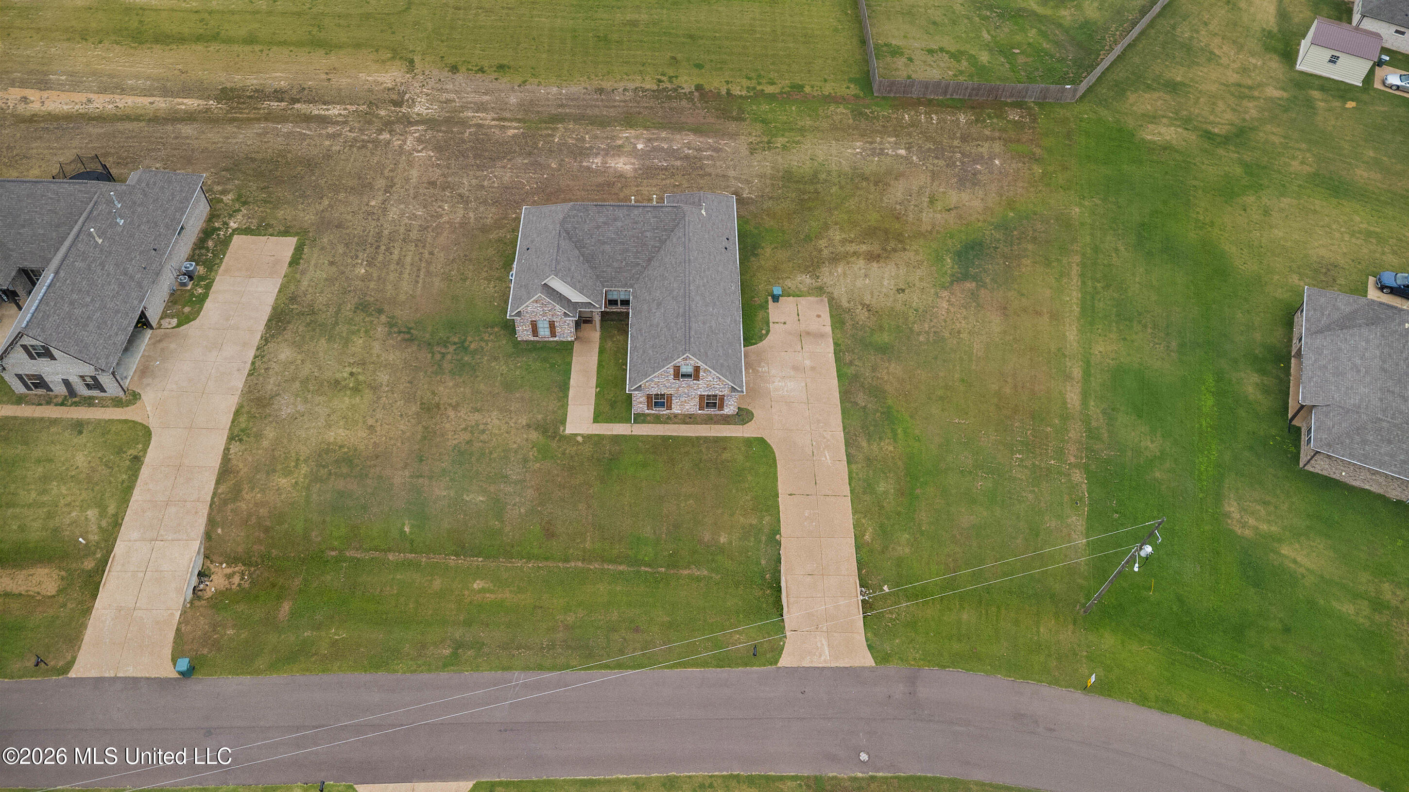 103 Cross Creek Drive Property Photo 24