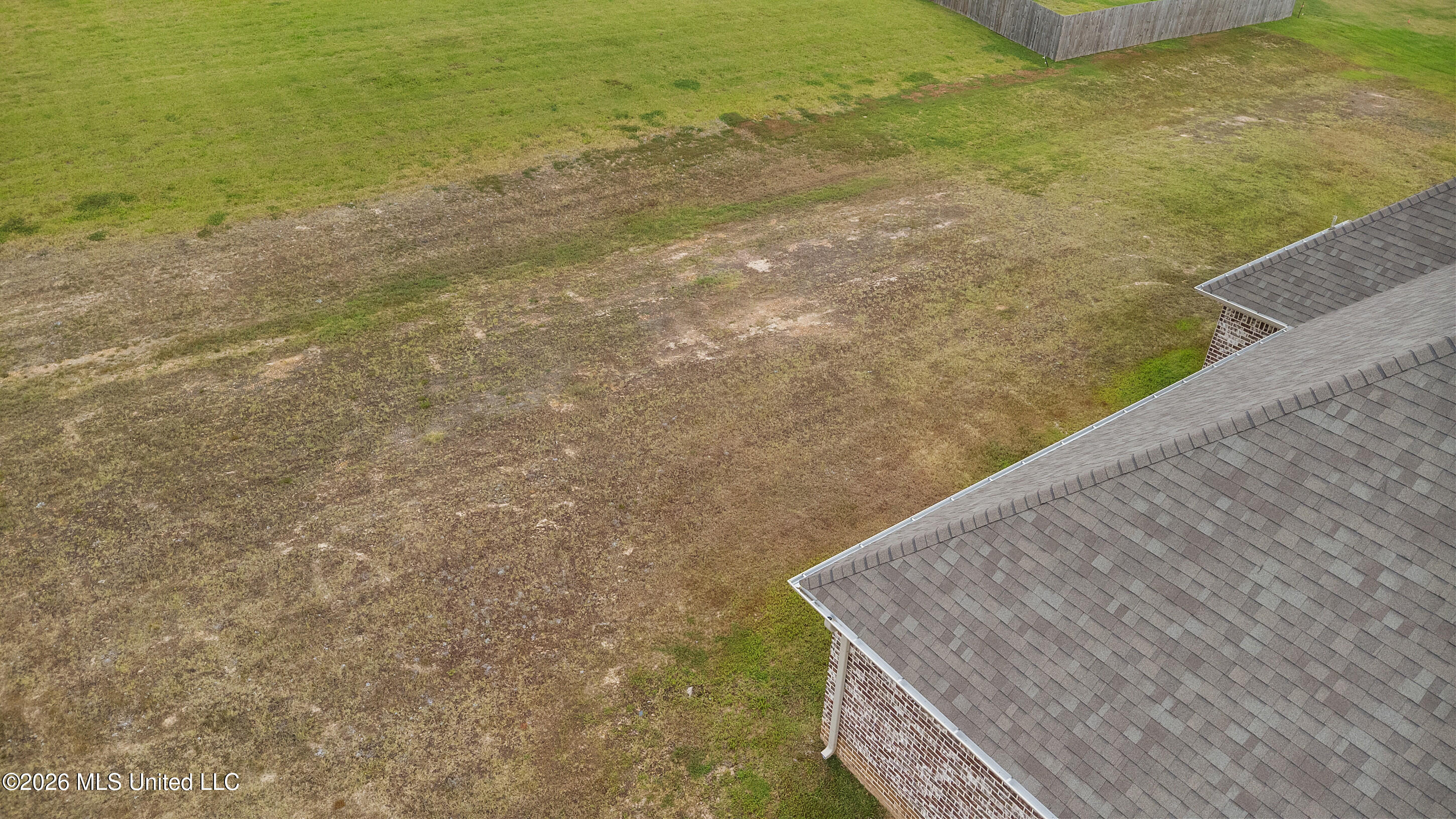 103 Cross Creek Drive Property Photo 26
