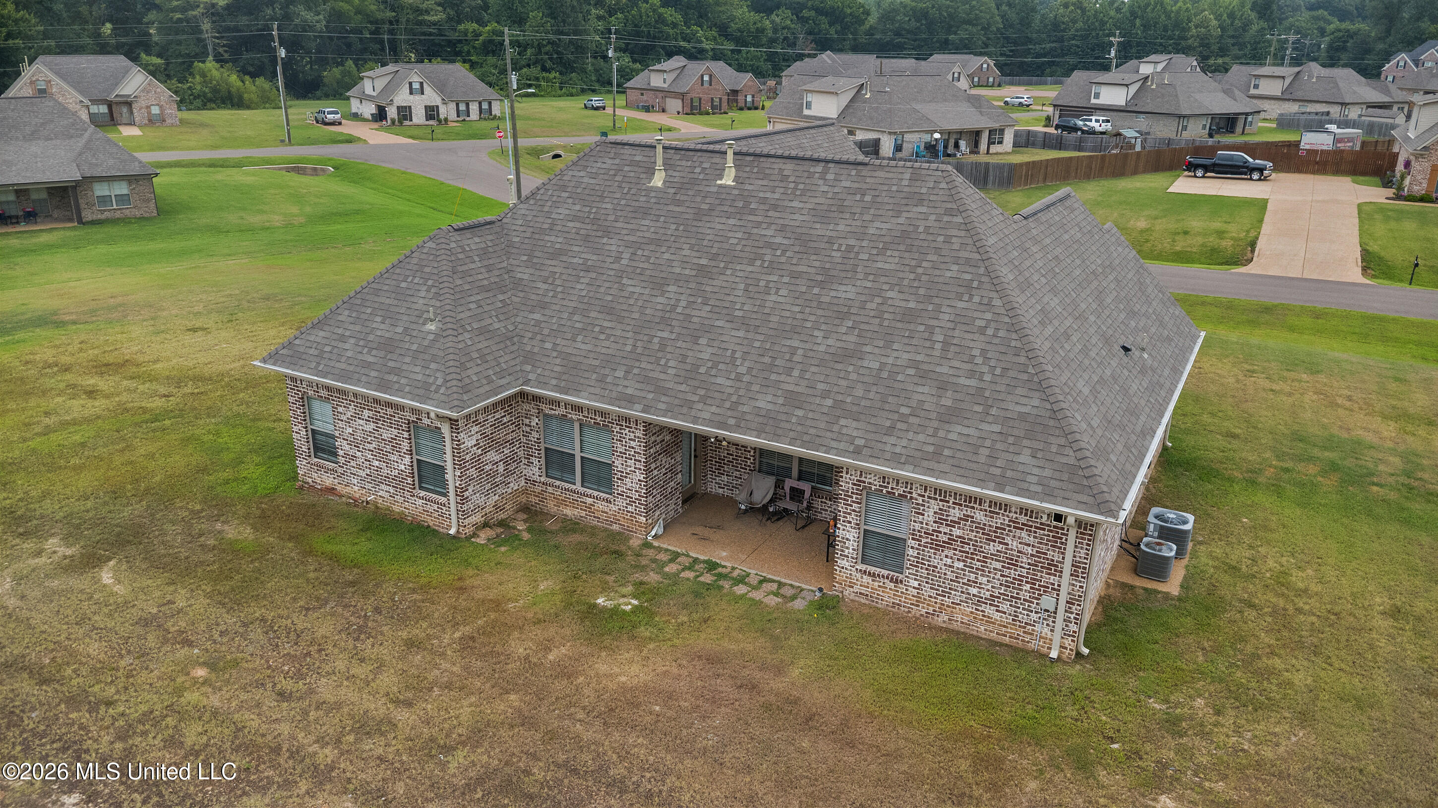 103 Cross Creek Drive Property Photo 27