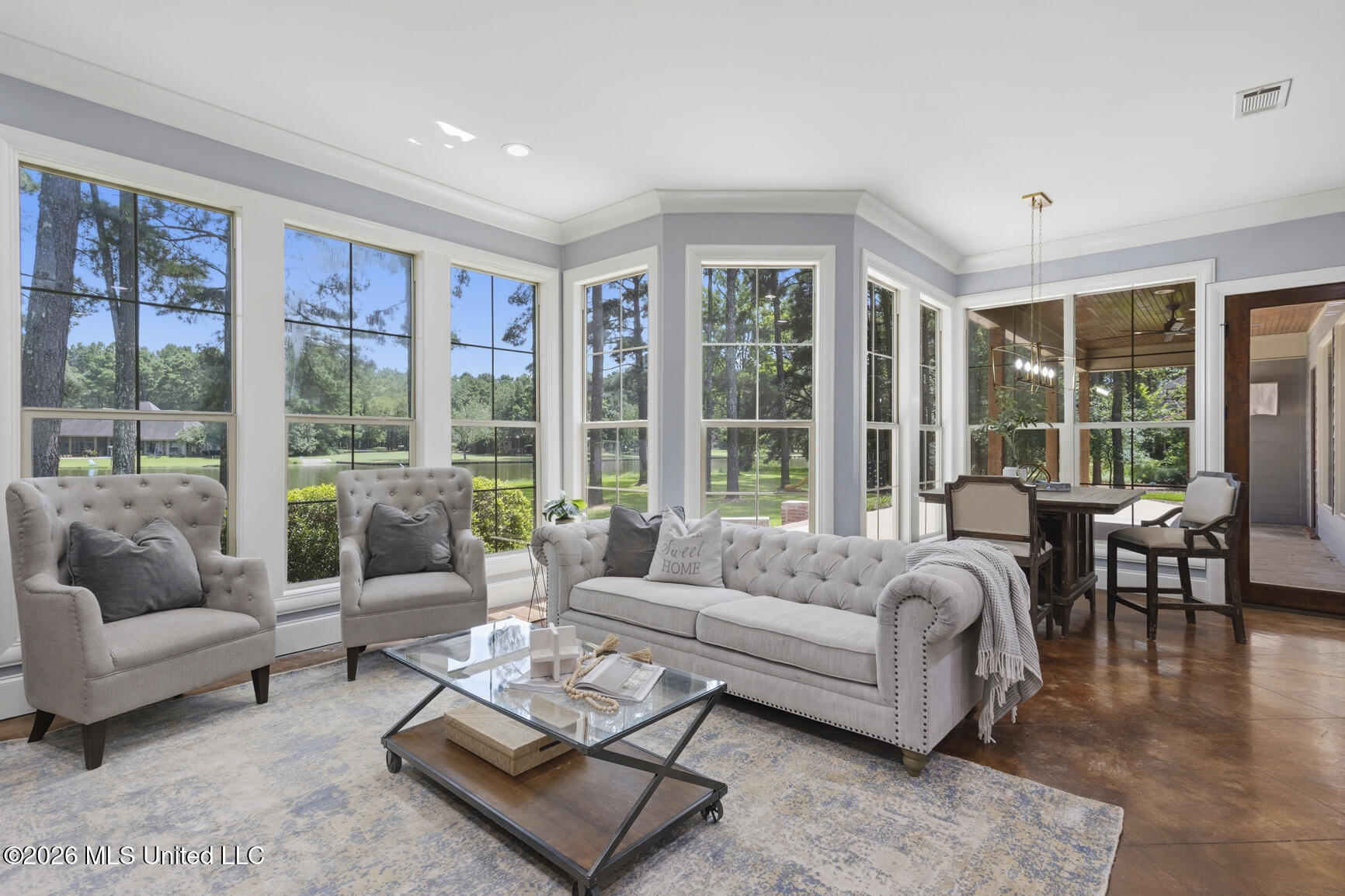167 Lakeshire Circle Property Photo 24