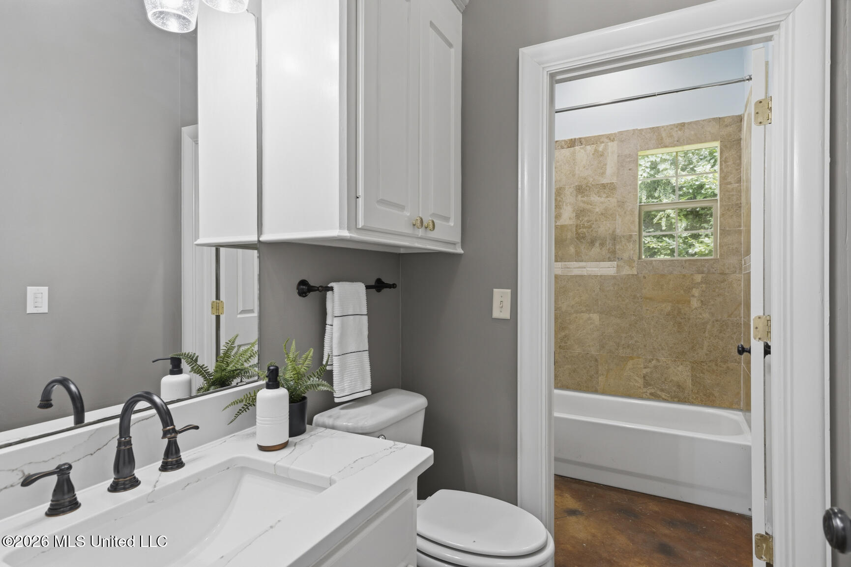 167 Lakeshire Circle Property Photo 30