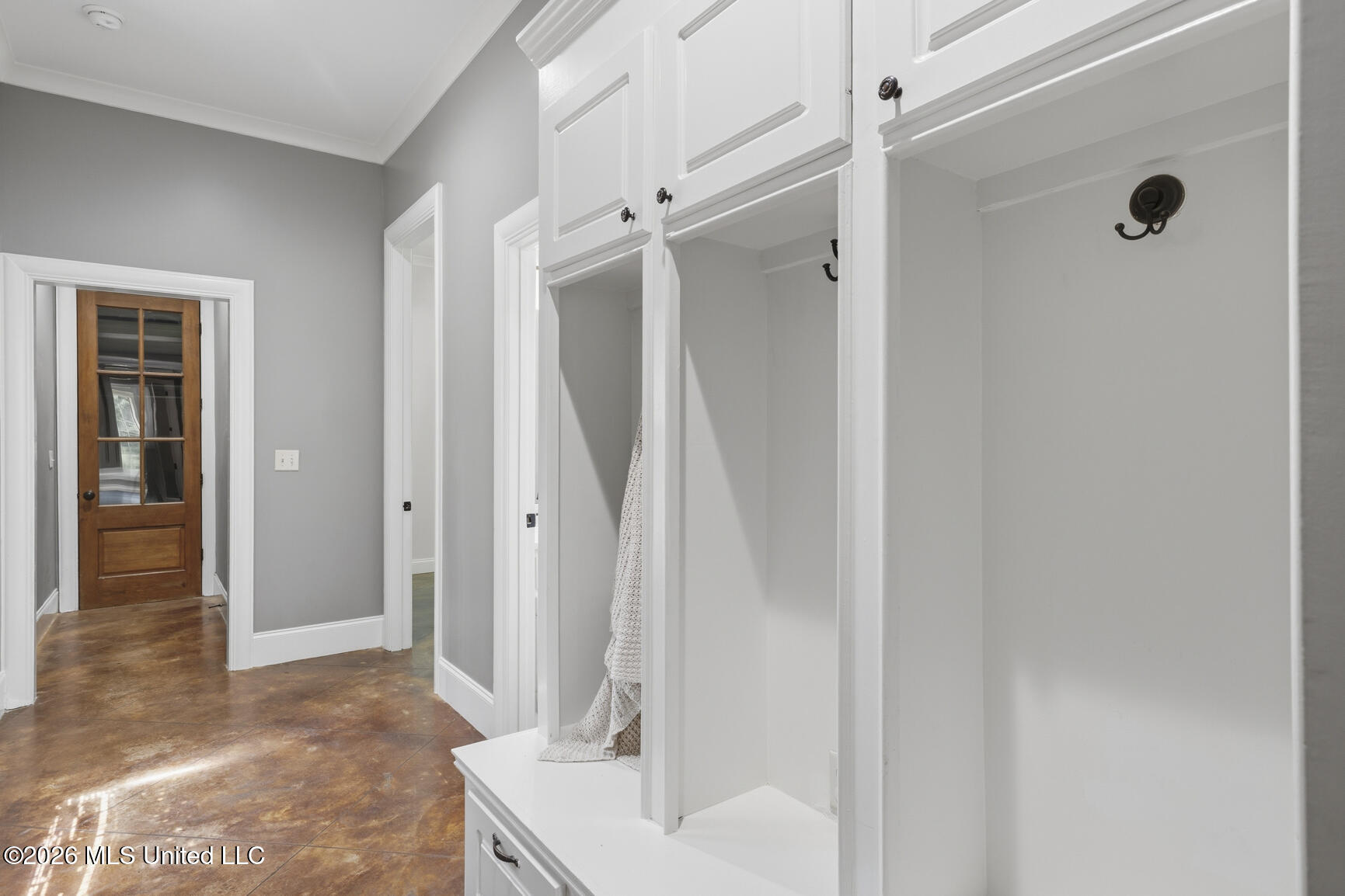 167 Lakeshire Circle Property Photo 32