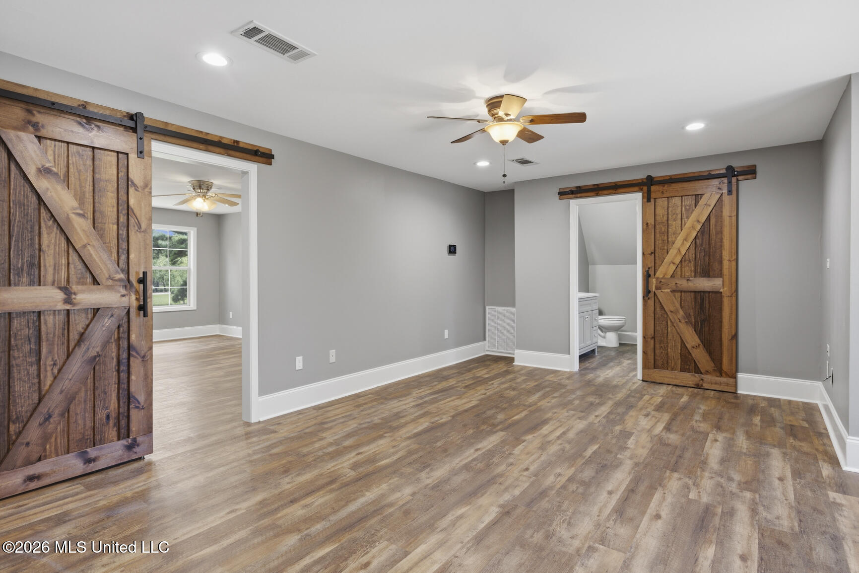 167 Lakeshire Circle Property Photo 44