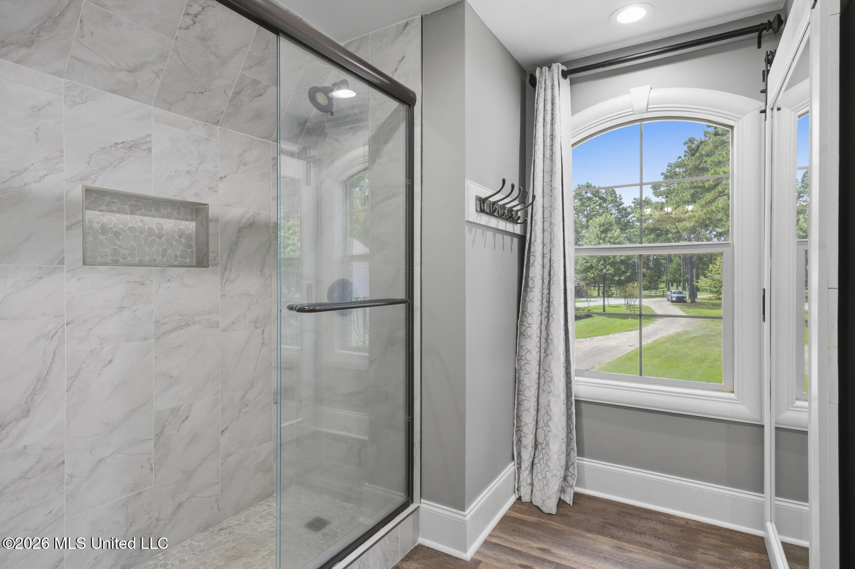 167 Lakeshire Circle Property Photo 45