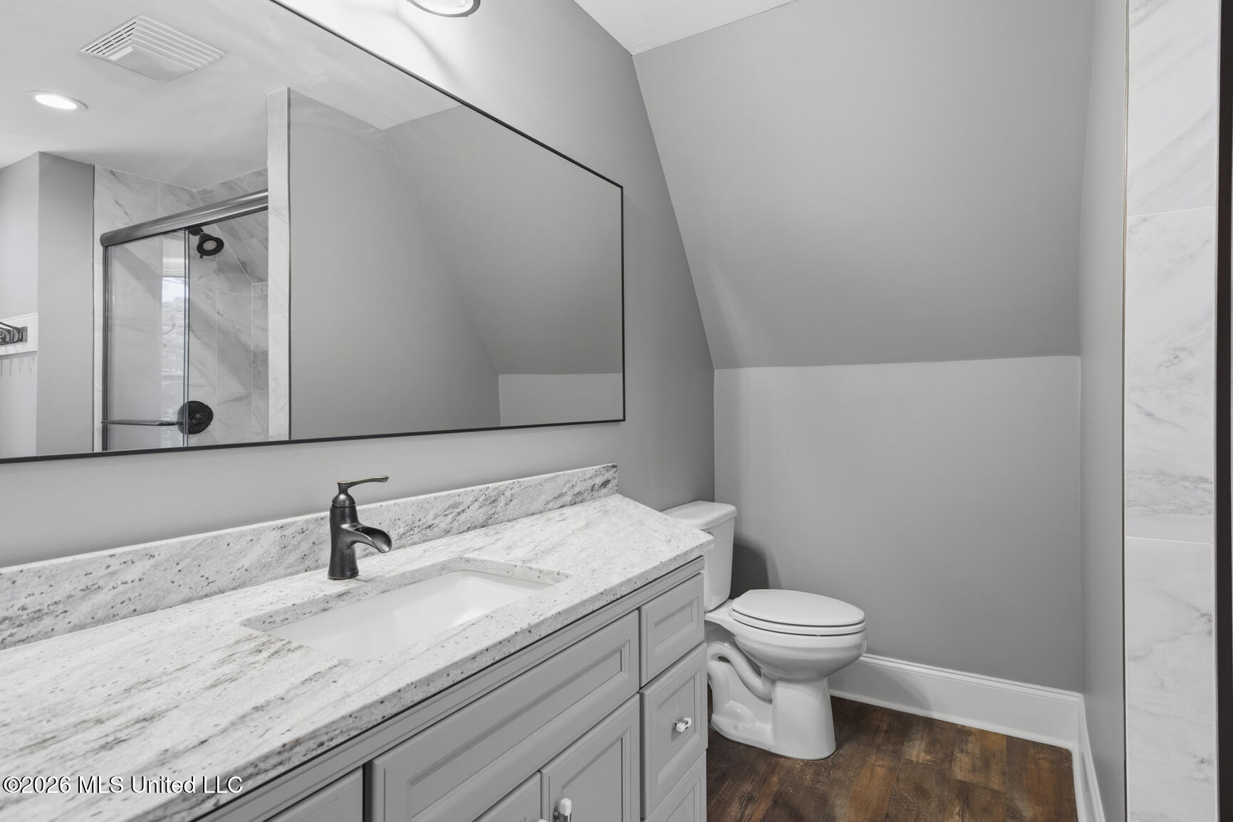 167 Lakeshire Circle Property Photo 48
