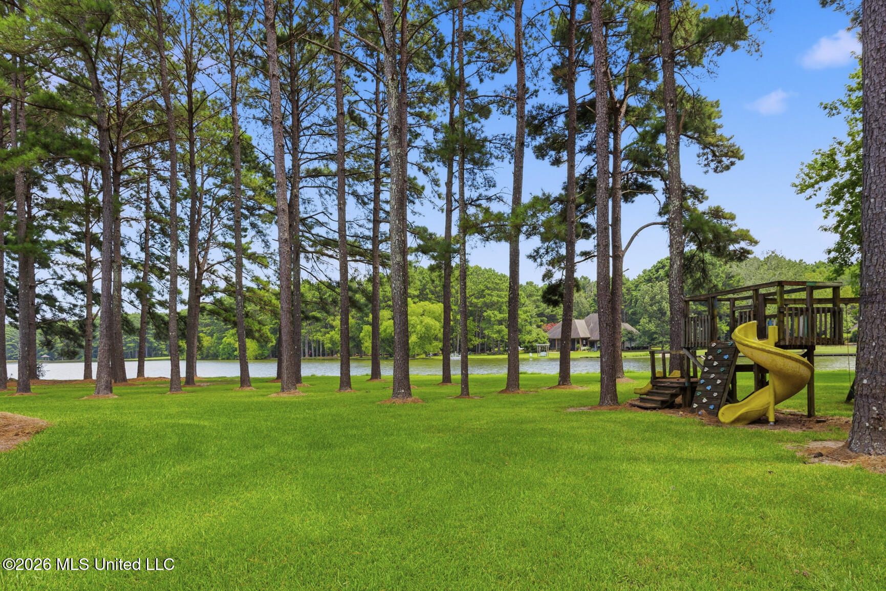 167 Lakeshire Circle Property Photo 51