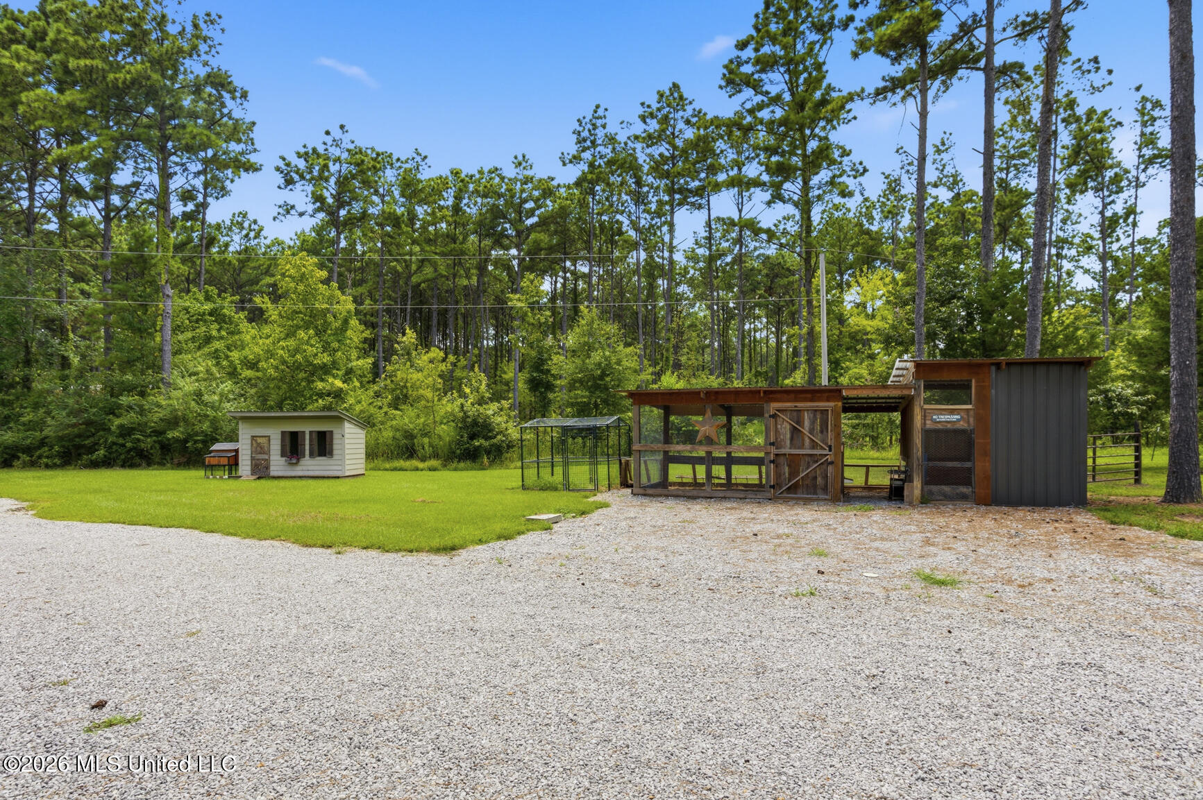 167 Lakeshire Circle Property Photo 56