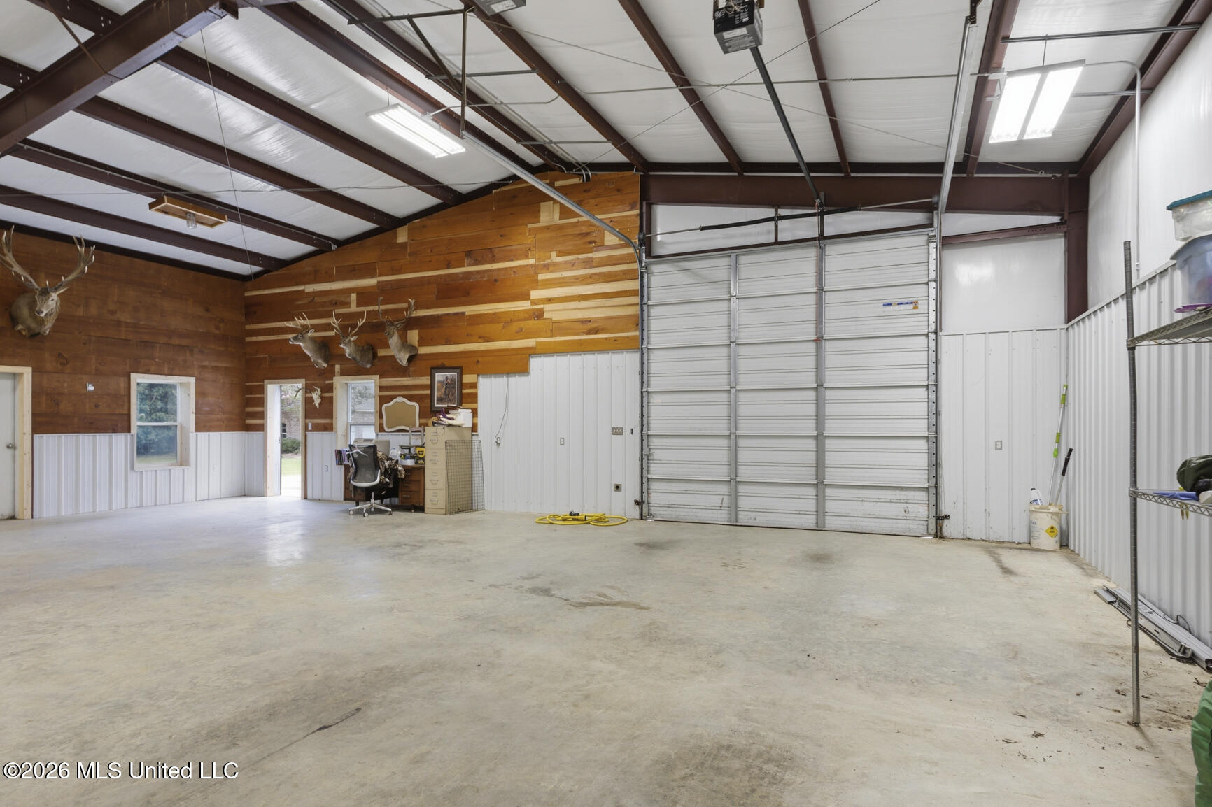 167 Lakeshire Circle Property Photo 60