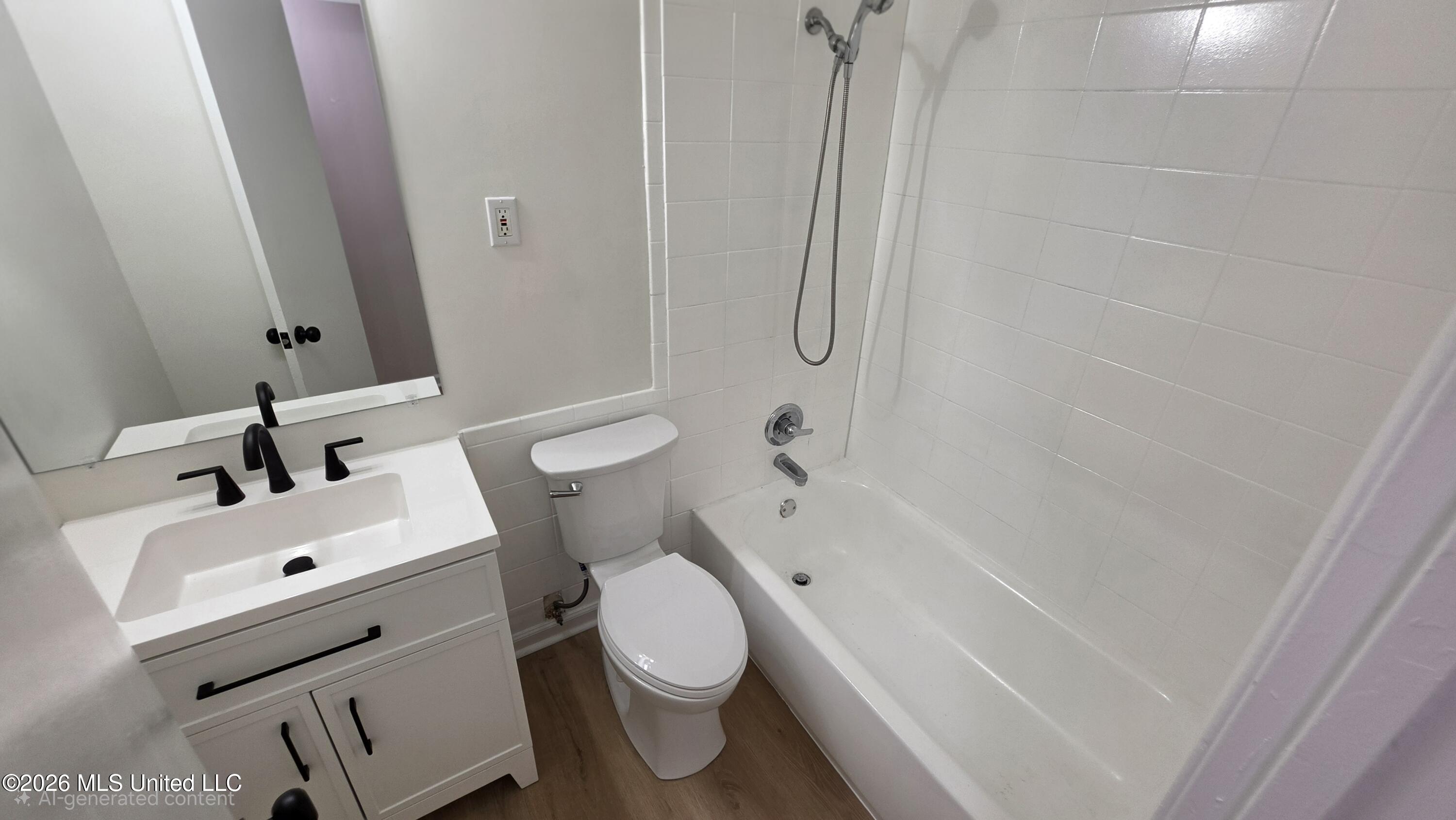 2320 Colonial Hills Drive Property Photo 15