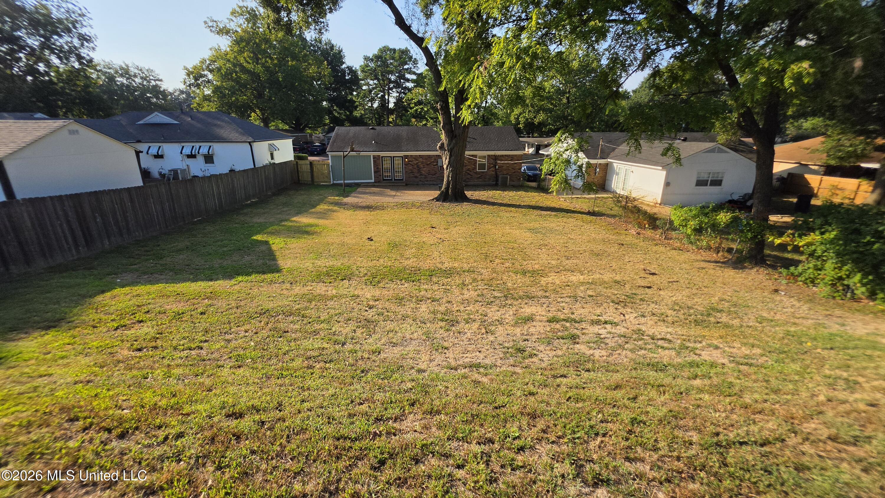 2320 Colonial Hills Drive Property Photo 19