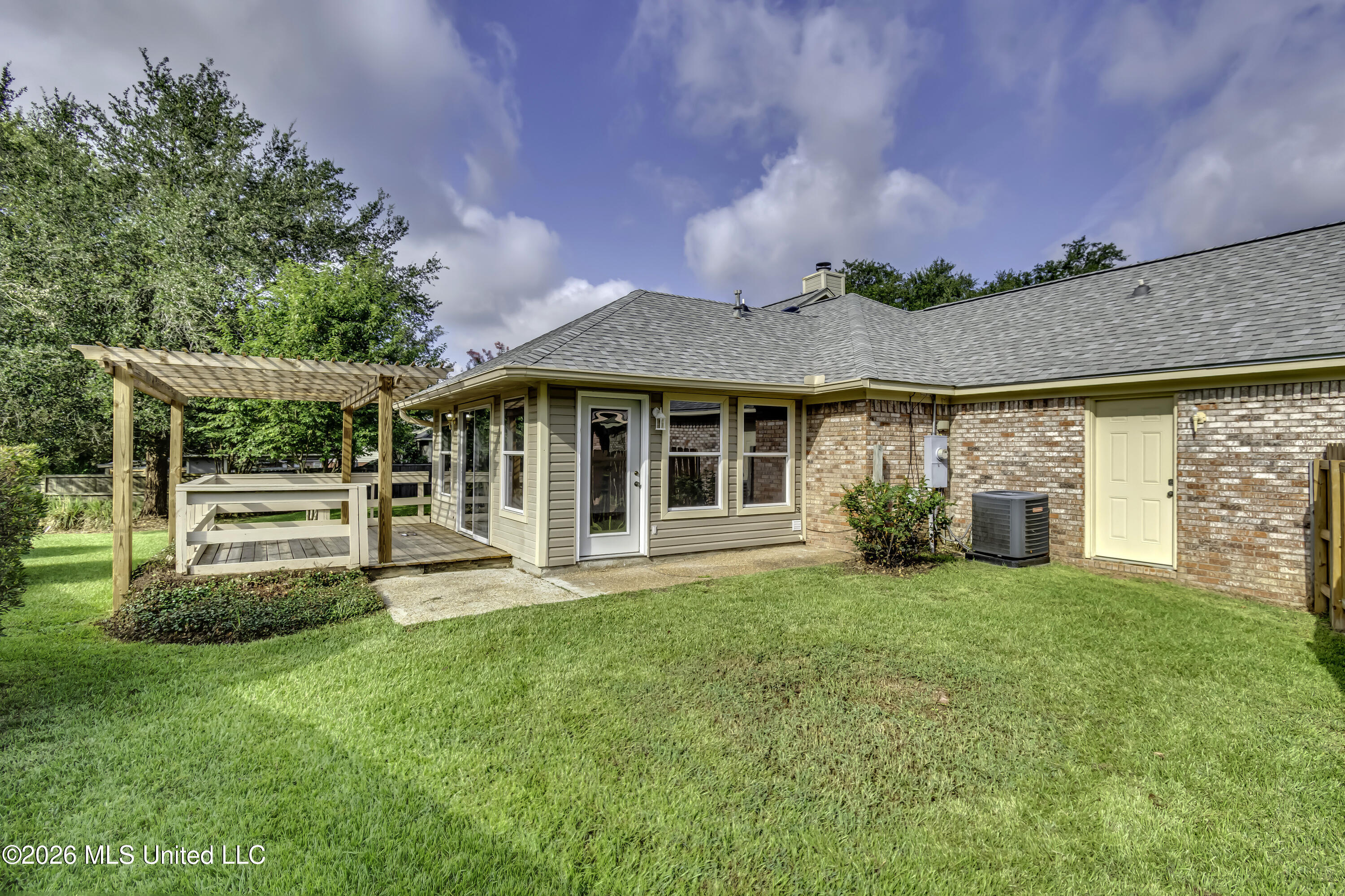 102 Rockwood Drive Property Photo 42