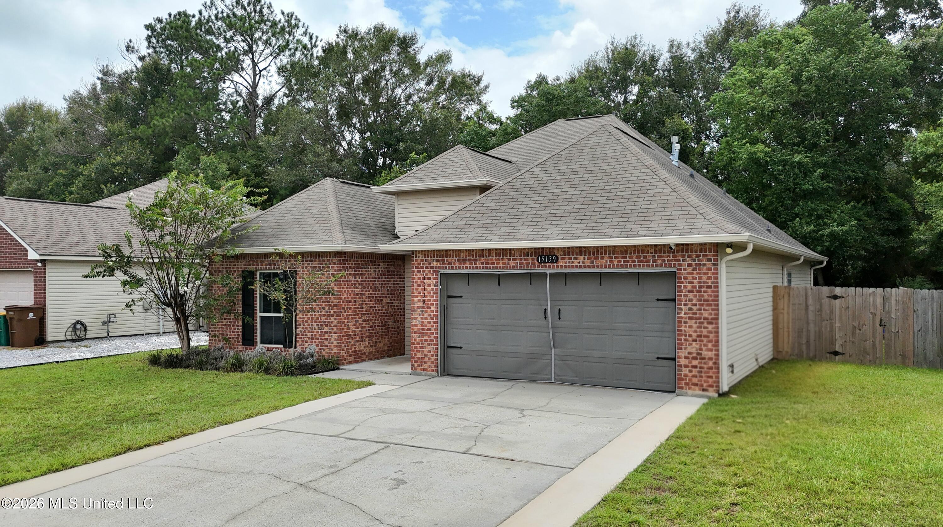 15139 Clemson Avenue Property Photo 2