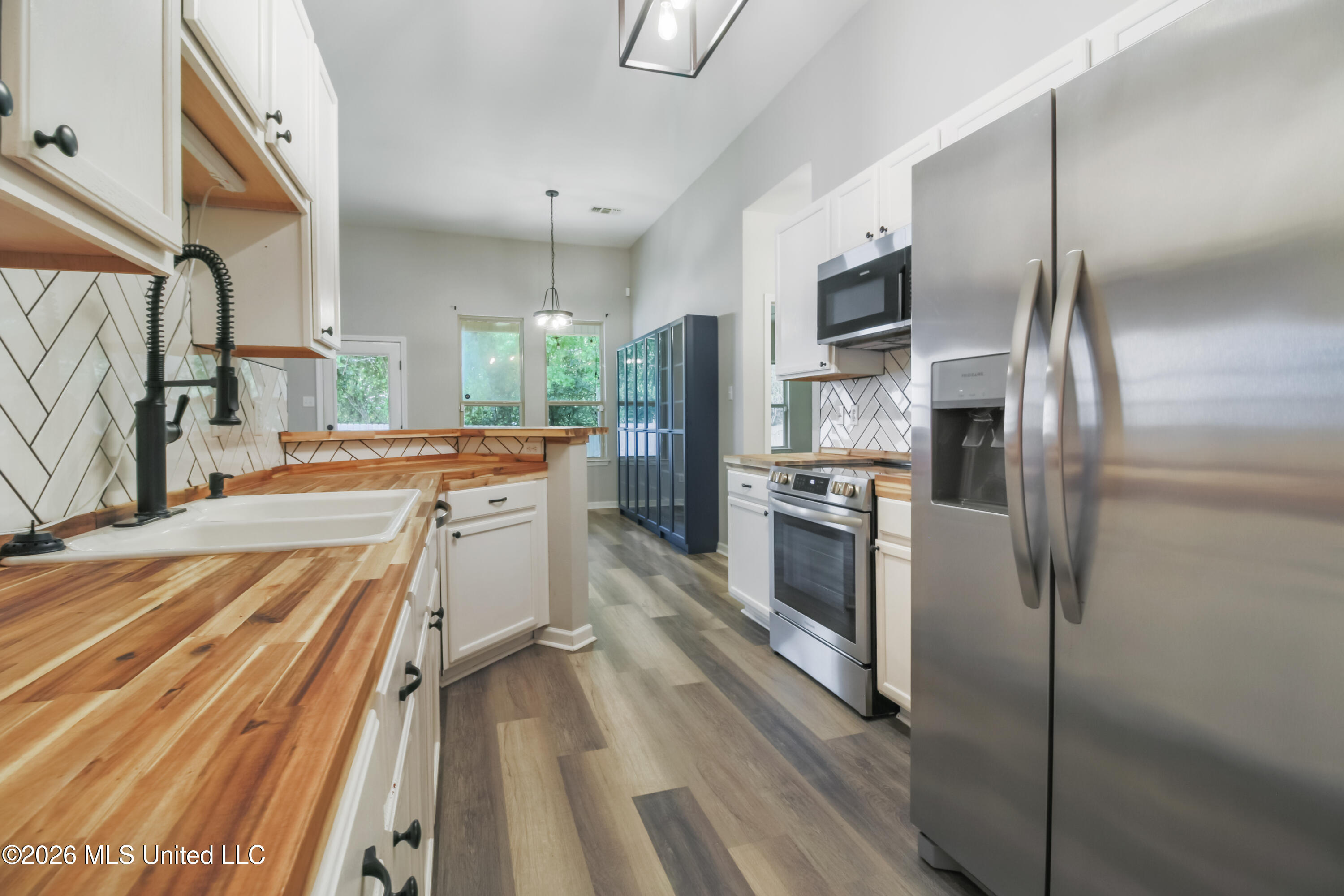 15139 Clemson Avenue Property Photo 12