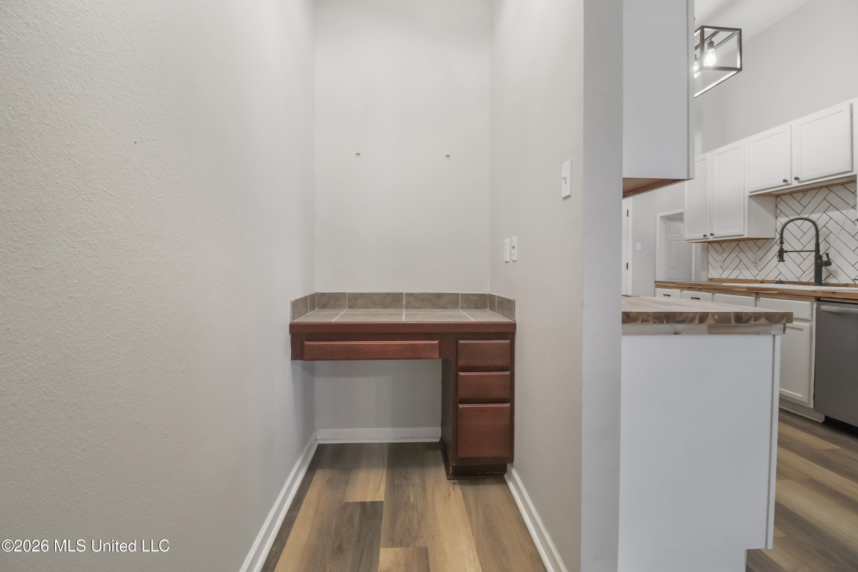 15139 Clemson Avenue Property Photo 20