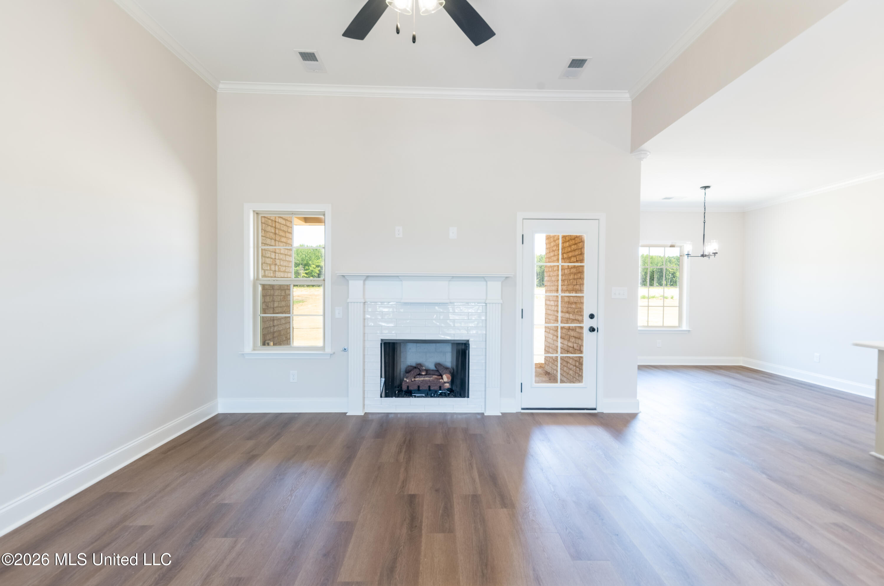 7582 John Elliott Lane Property Photo 9