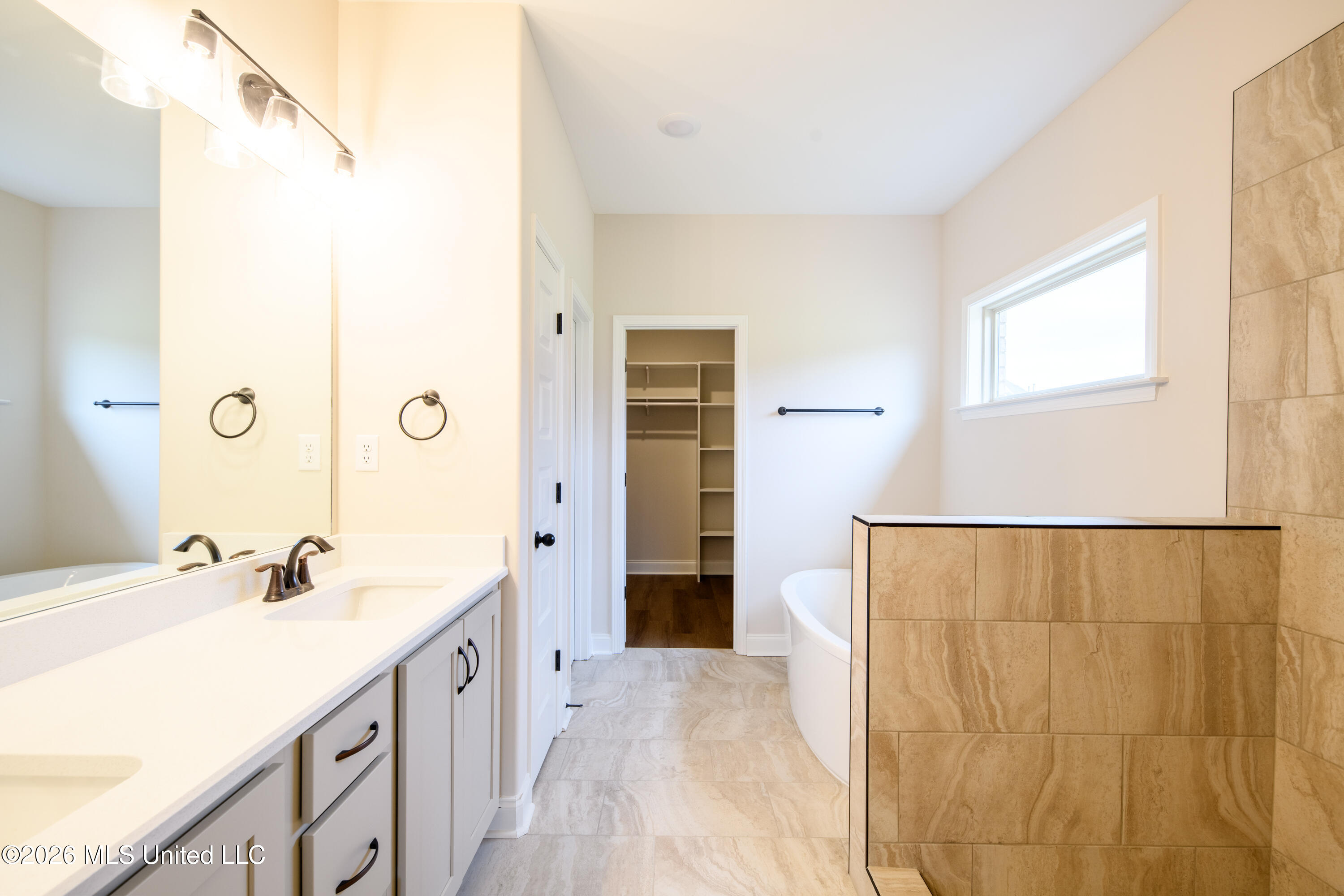 7582 John Elliott Lane Property Photo 18