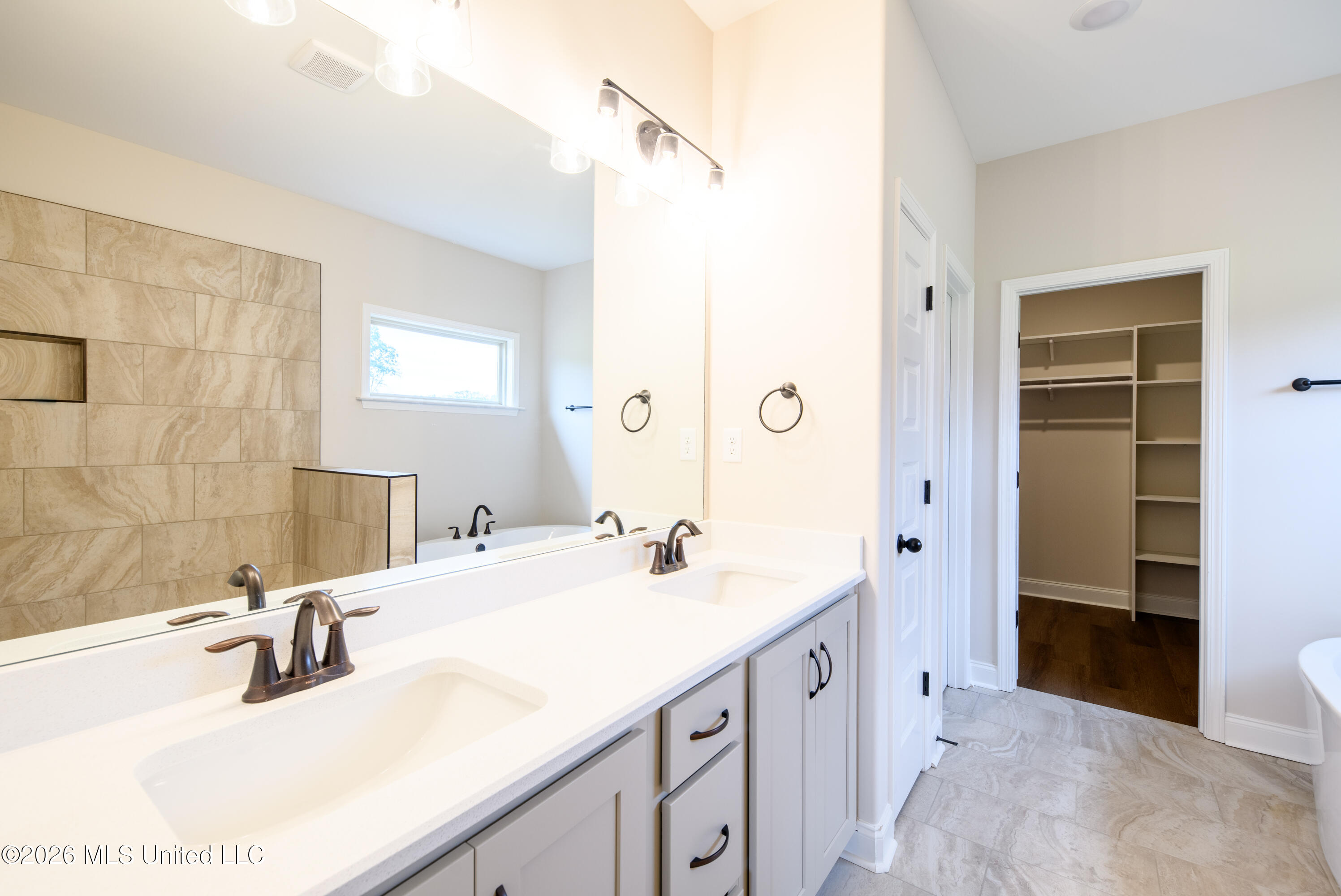 7582 John Elliott Lane Property Photo 19