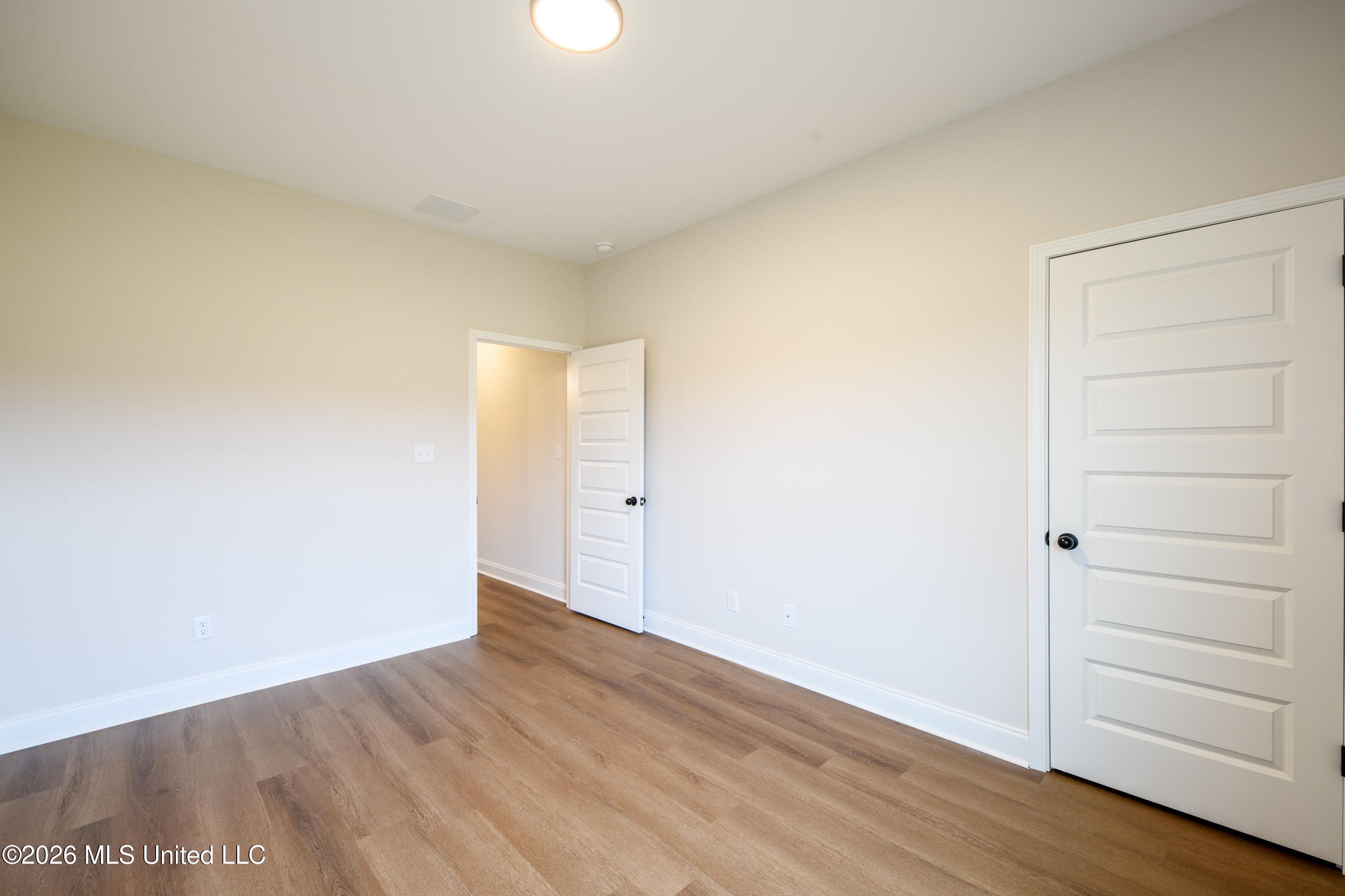 7582 John Elliott Lane Property Photo 27