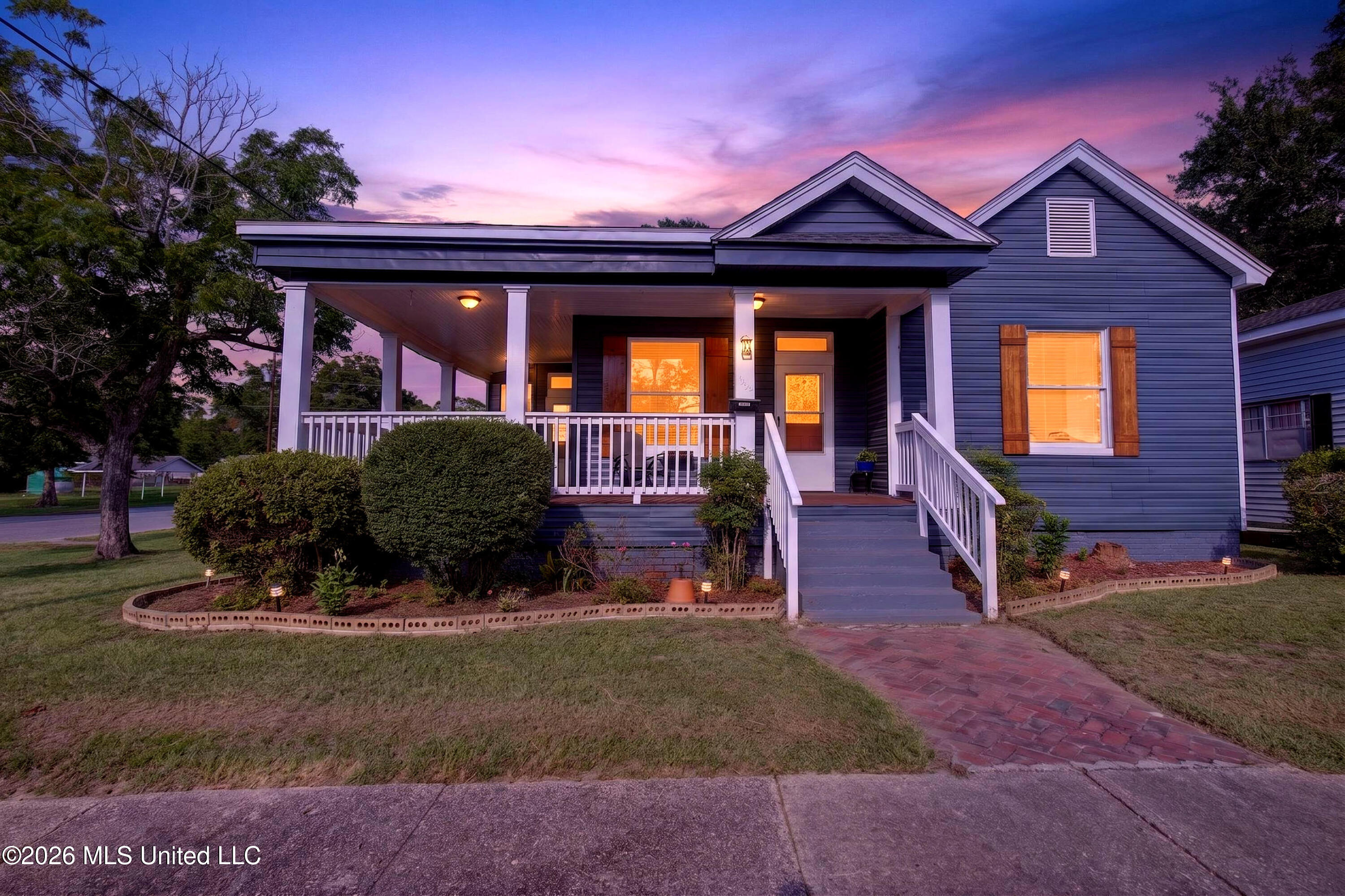 1820 19th Avenue Property Photo 2