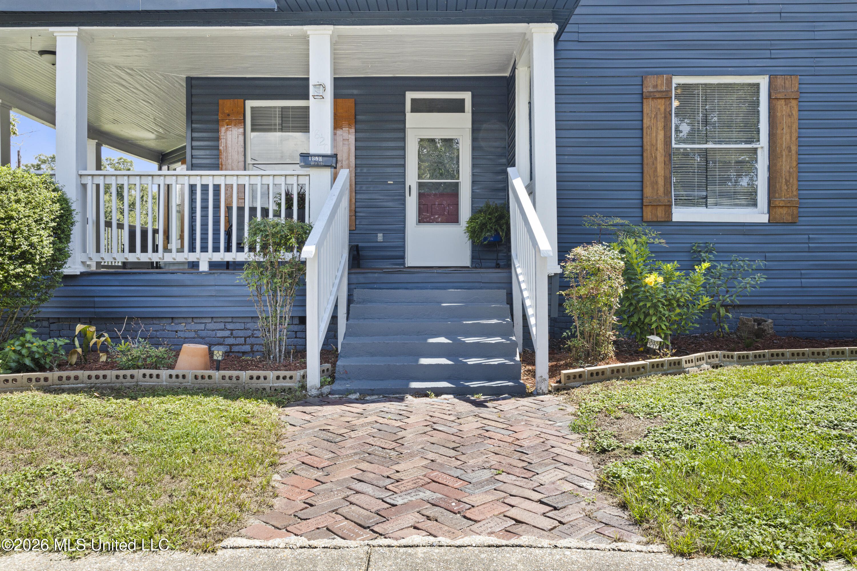 1820 19th Avenue Property Photo 2