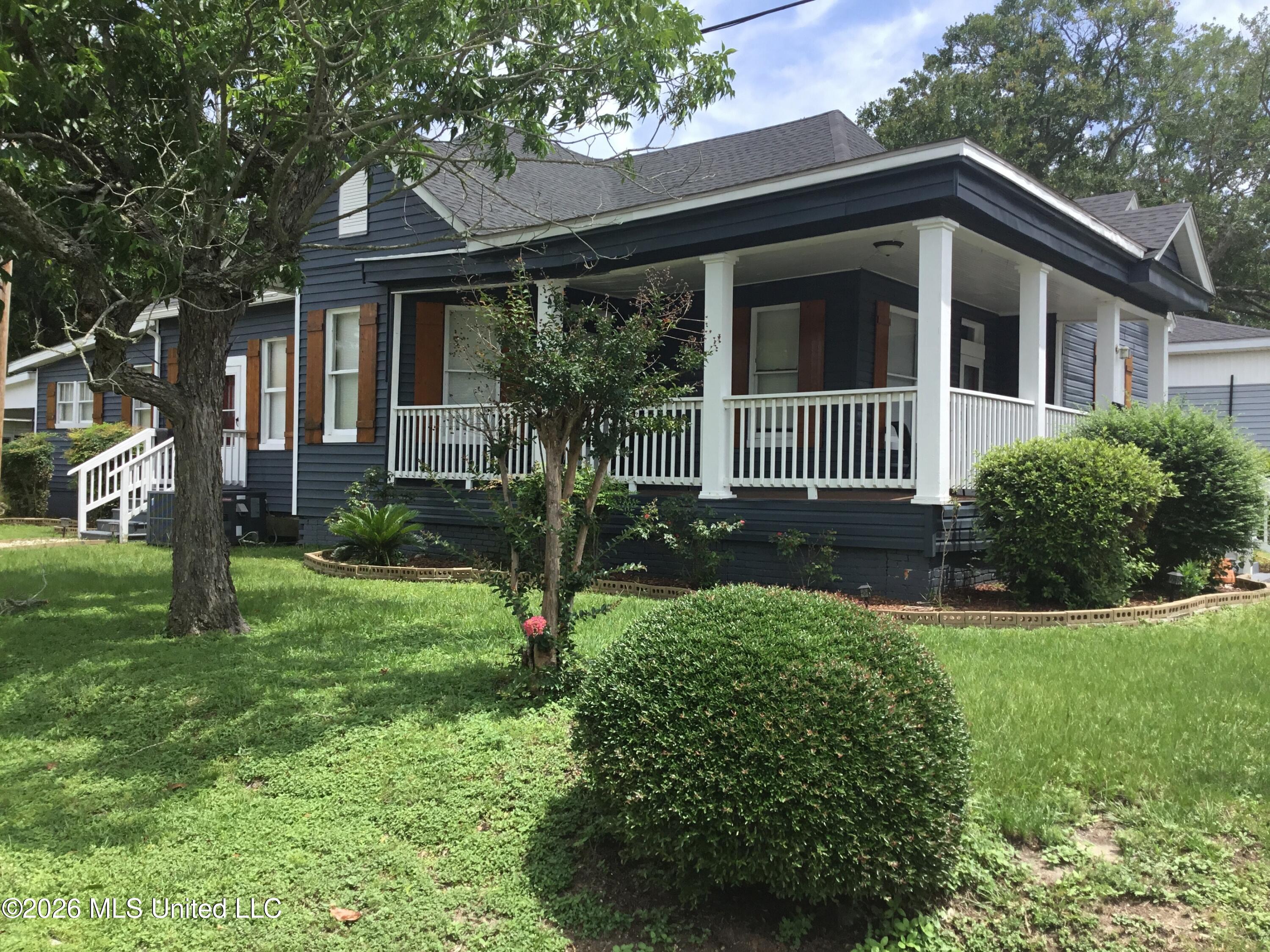 1820 19th Avenue Property Photo 5