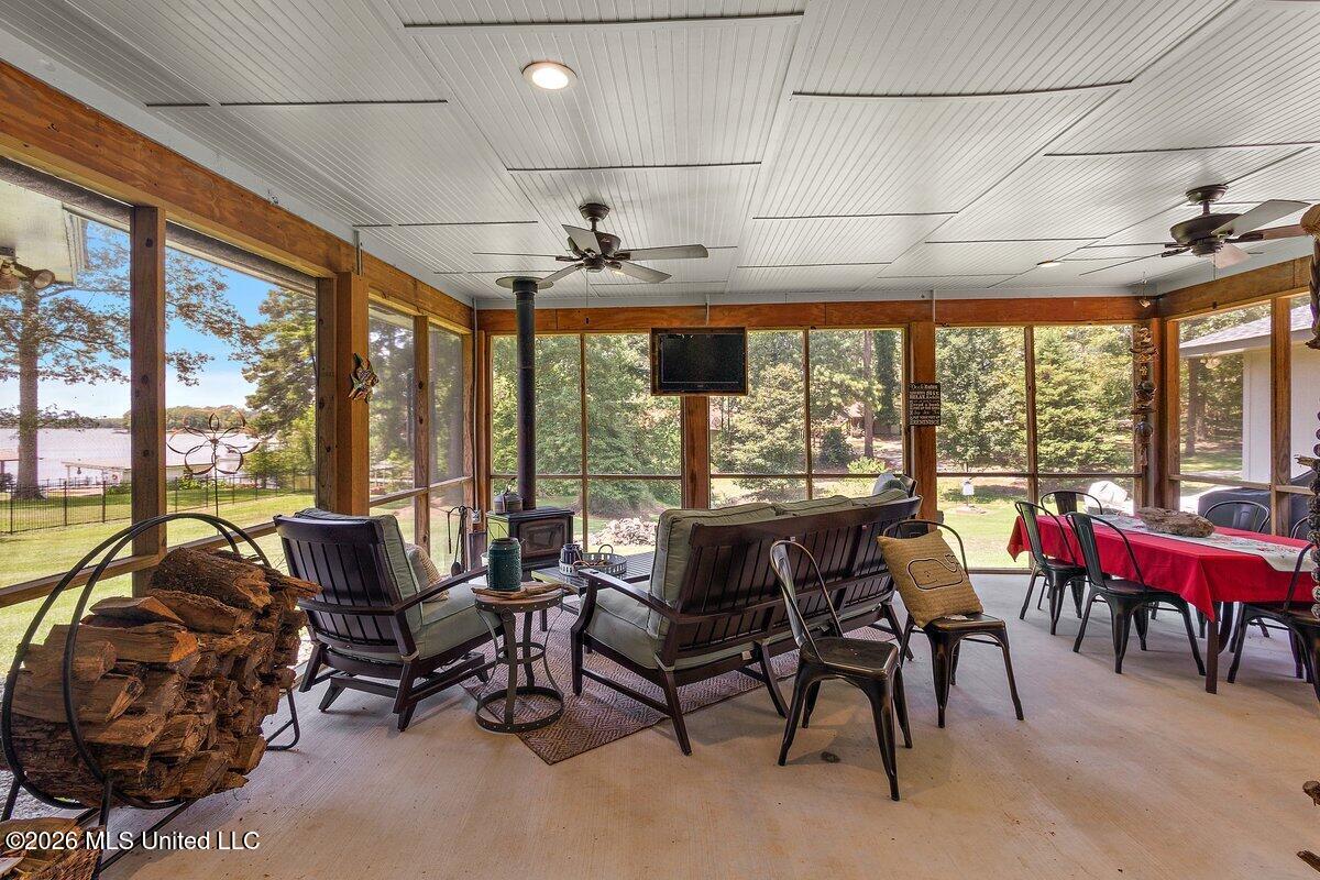 3922 Coker Road Property Photo 7