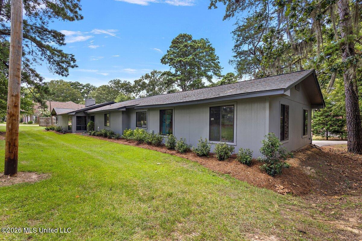 3922 Coker Road Property Photo 9