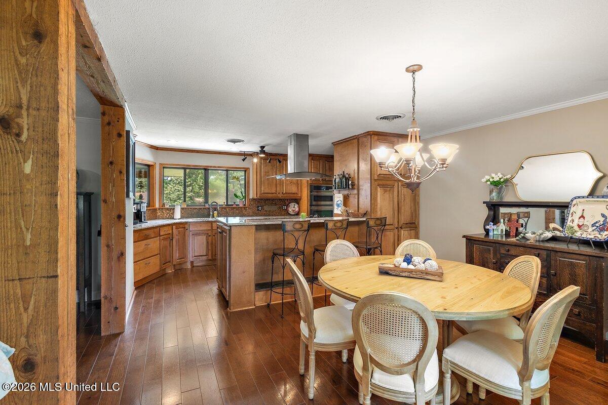 3922 Coker Road Property Photo 12