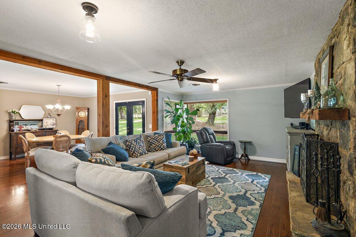 3922 Coker Road Property Photo 13