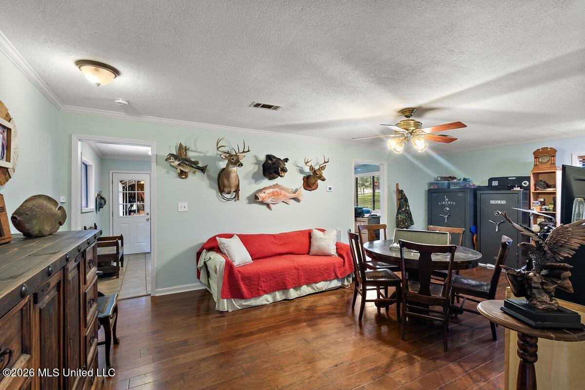 3922 Coker Road Property Photo 20