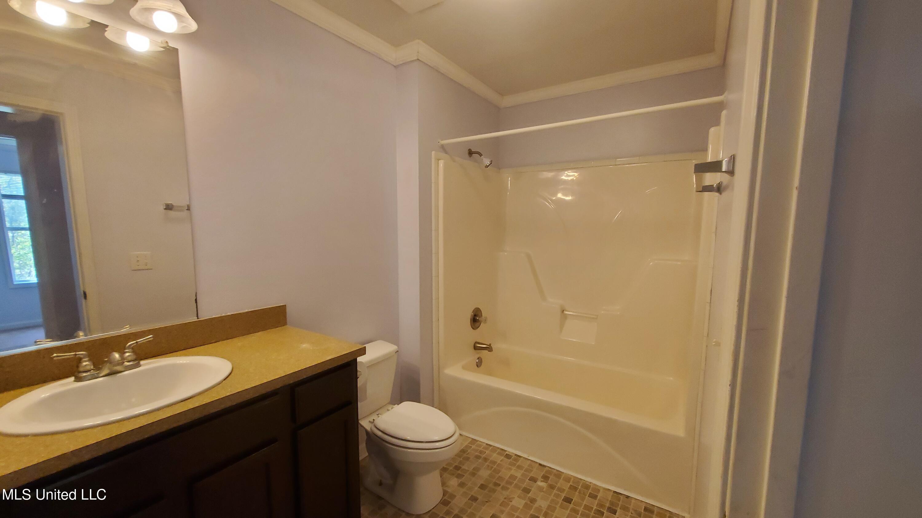10364 Avenue A Property Photo 6