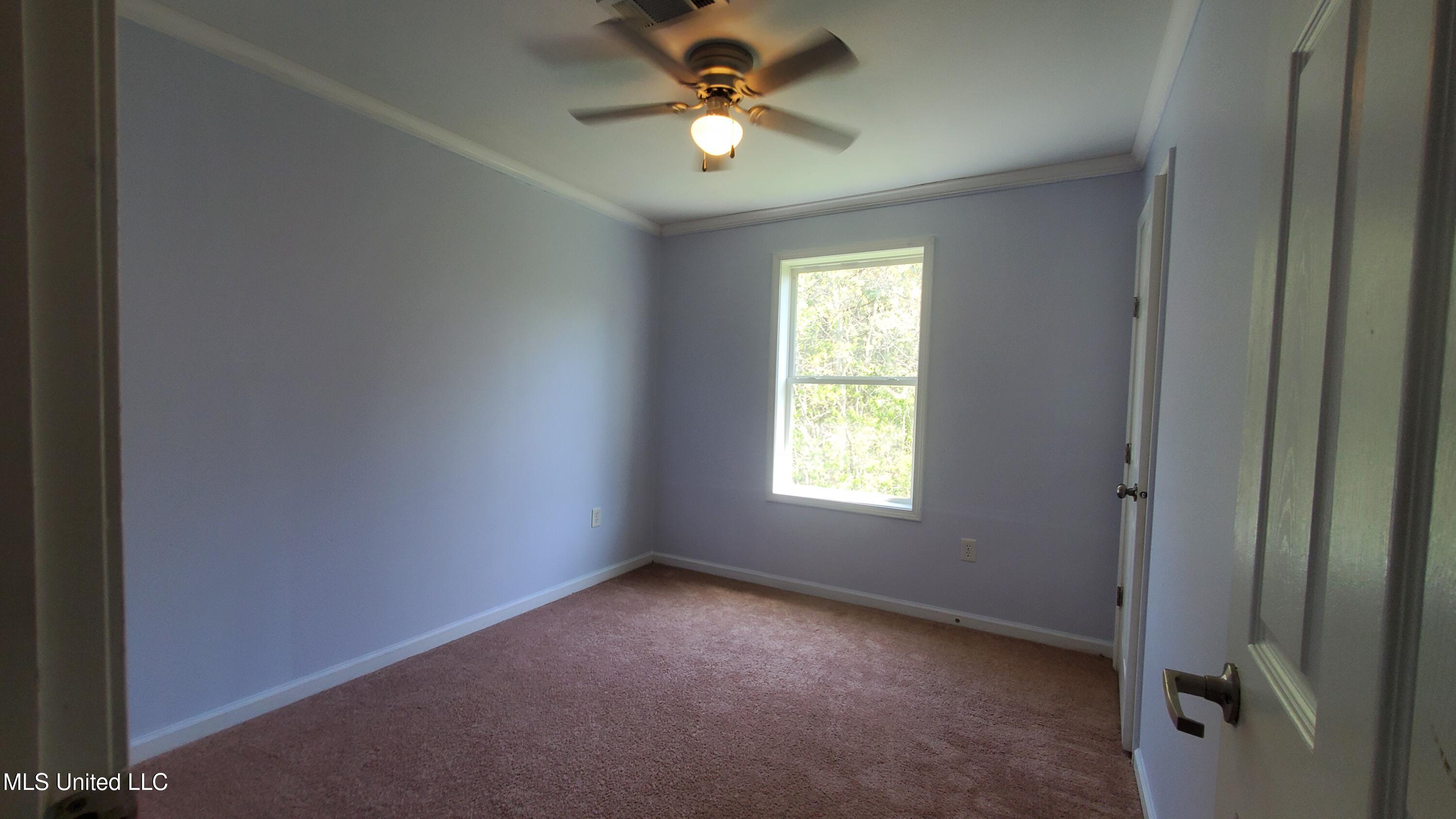 10364 Avenue A Property Photo 7