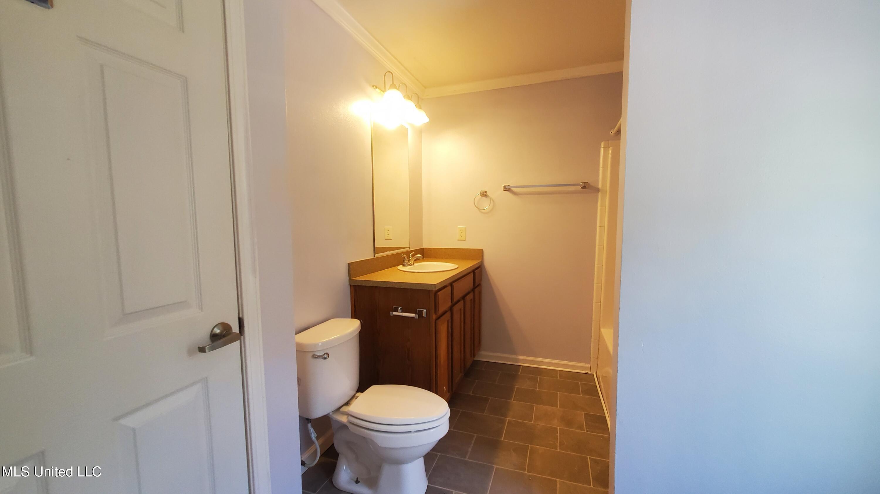 10364 Avenue A Property Photo 9
