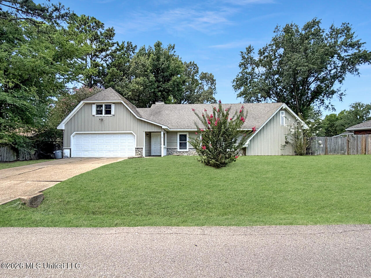 120 Bellegrove Boulevard Property Photo 2