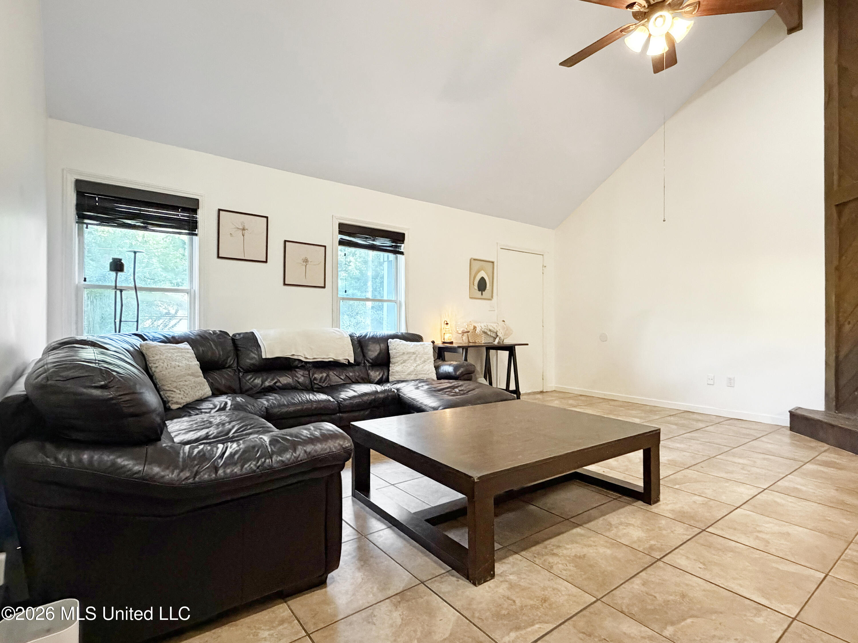 120 Bellegrove Boulevard Property Photo 6