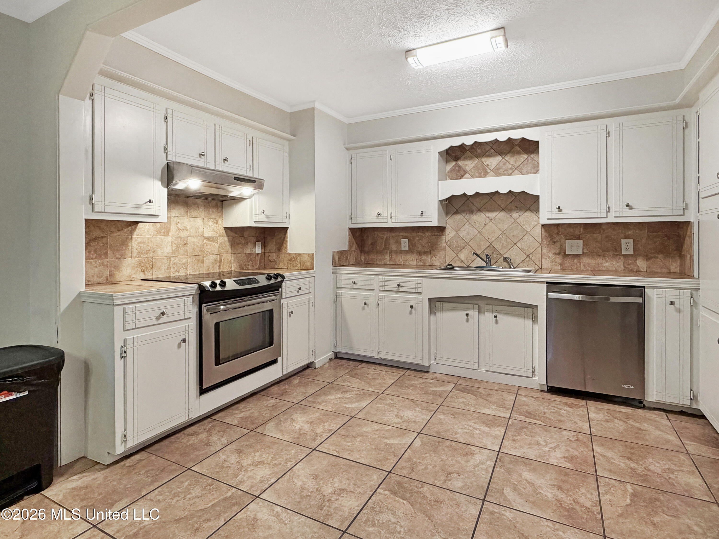 120 Bellegrove Boulevard Property Photo 8