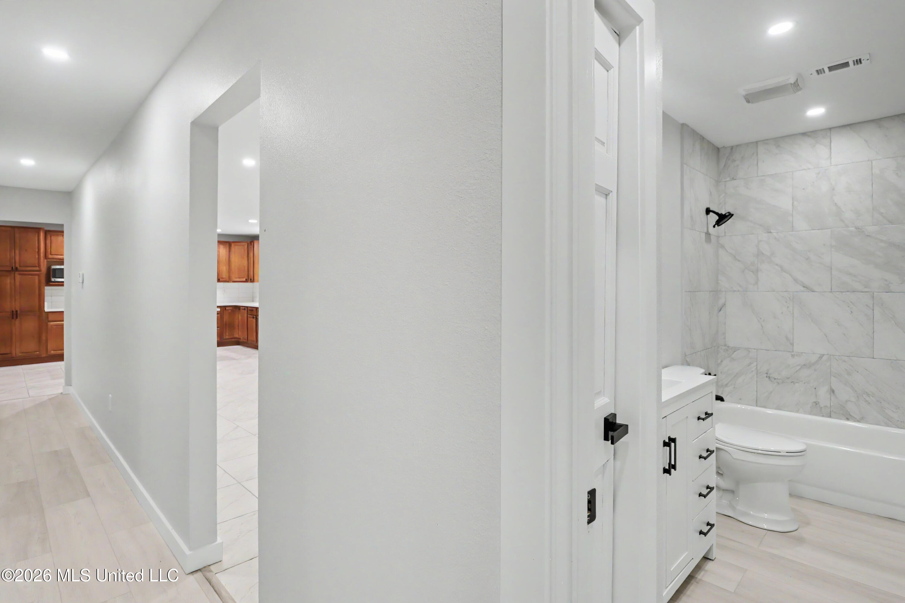 10132 Graystone Drive Property Photo 12