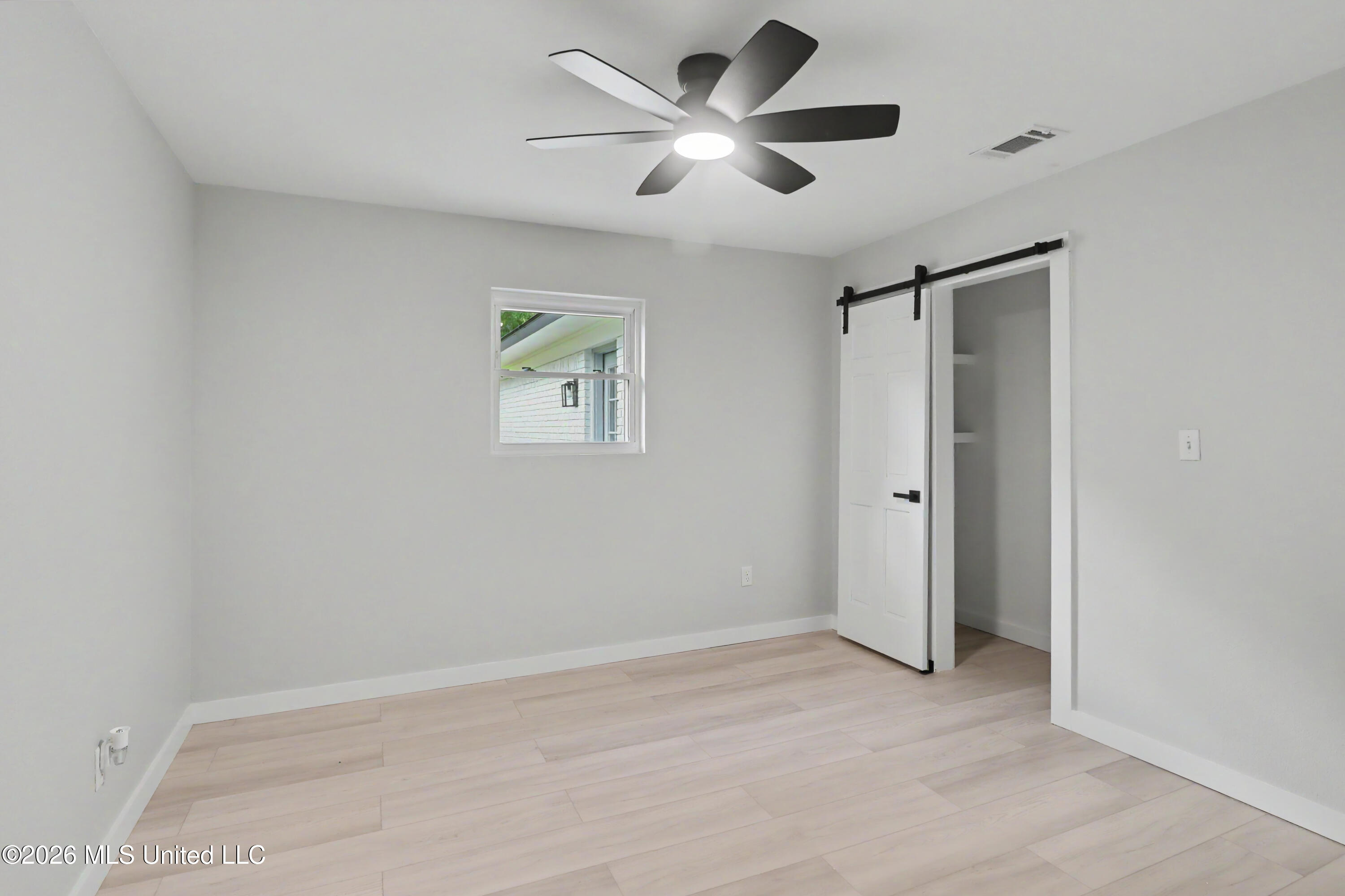 10132 Graystone Drive Property Photo 18