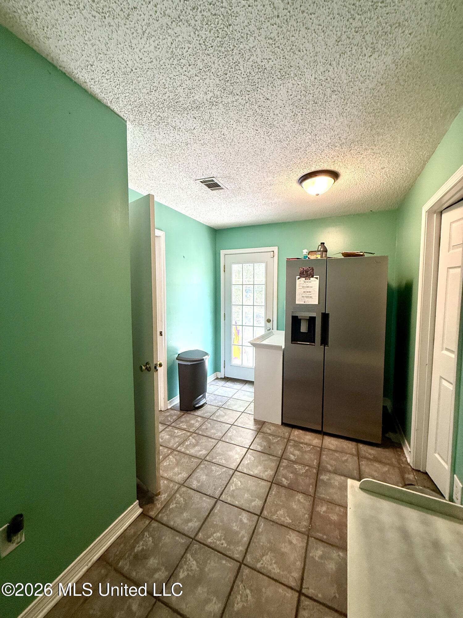 595 Neal Drive Property Photo 10